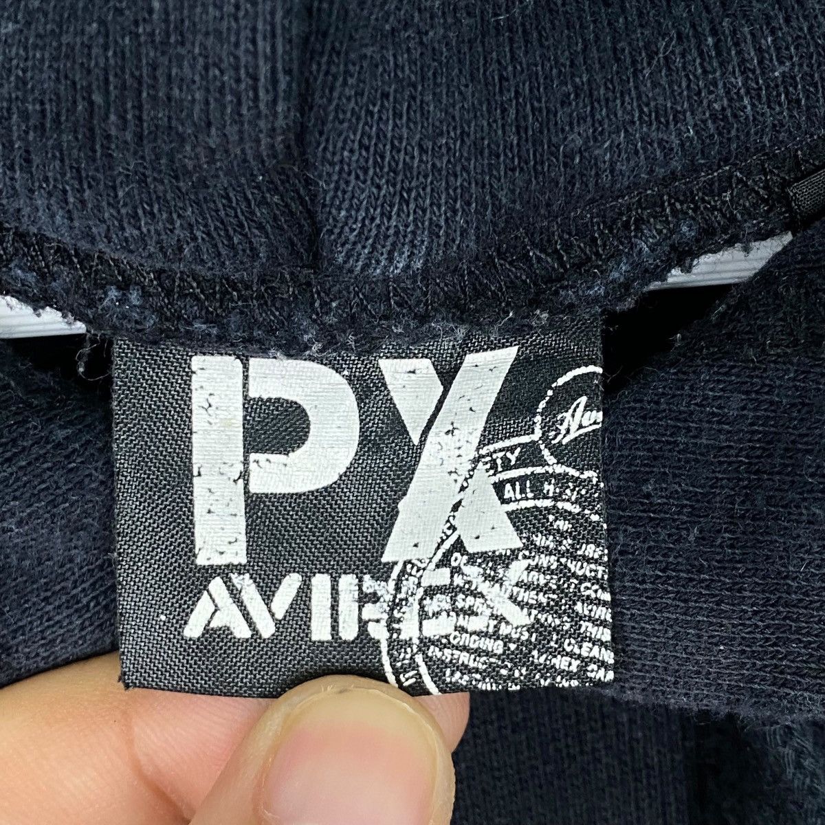 Other Vintage Avirex Hoodie Sweater Black Pullover Jumper Size M Size US M / EU 48-50 / 2 - 9 Thumbnail