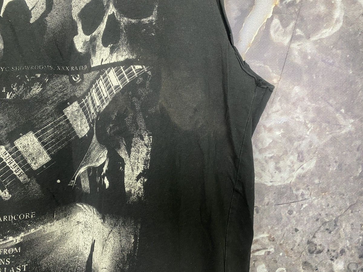 Vintage Men’s Urban Spirit Shirt 1983 Tour Rock Size XL Size US XL / EU 56 / 4 - 6 Thumbnail