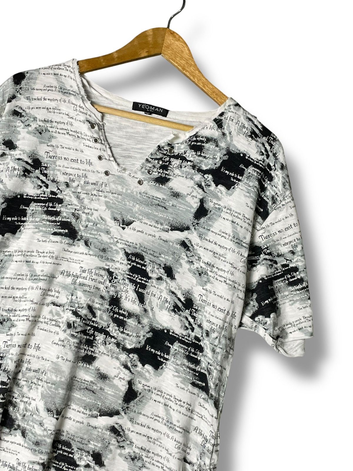 Japanese Brand Yeoman Brand Hippies Abstract Tshirts (56) Size US S / EU 44-46 / 1 - 2 Thumbnail