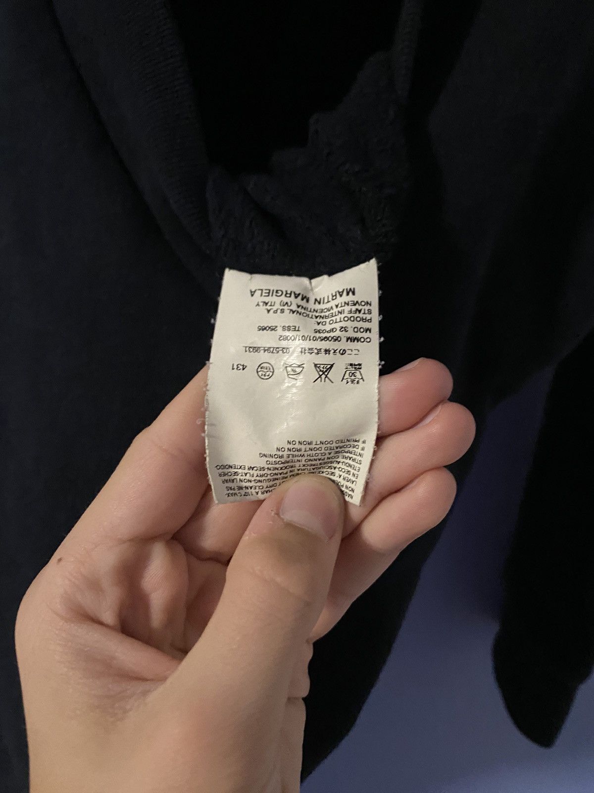 Maison Margiela × Vintage Glow in the dark MM6 Maison Margiela v neck Size US M / EU 48-50 / 2 - 5 Thumbnail