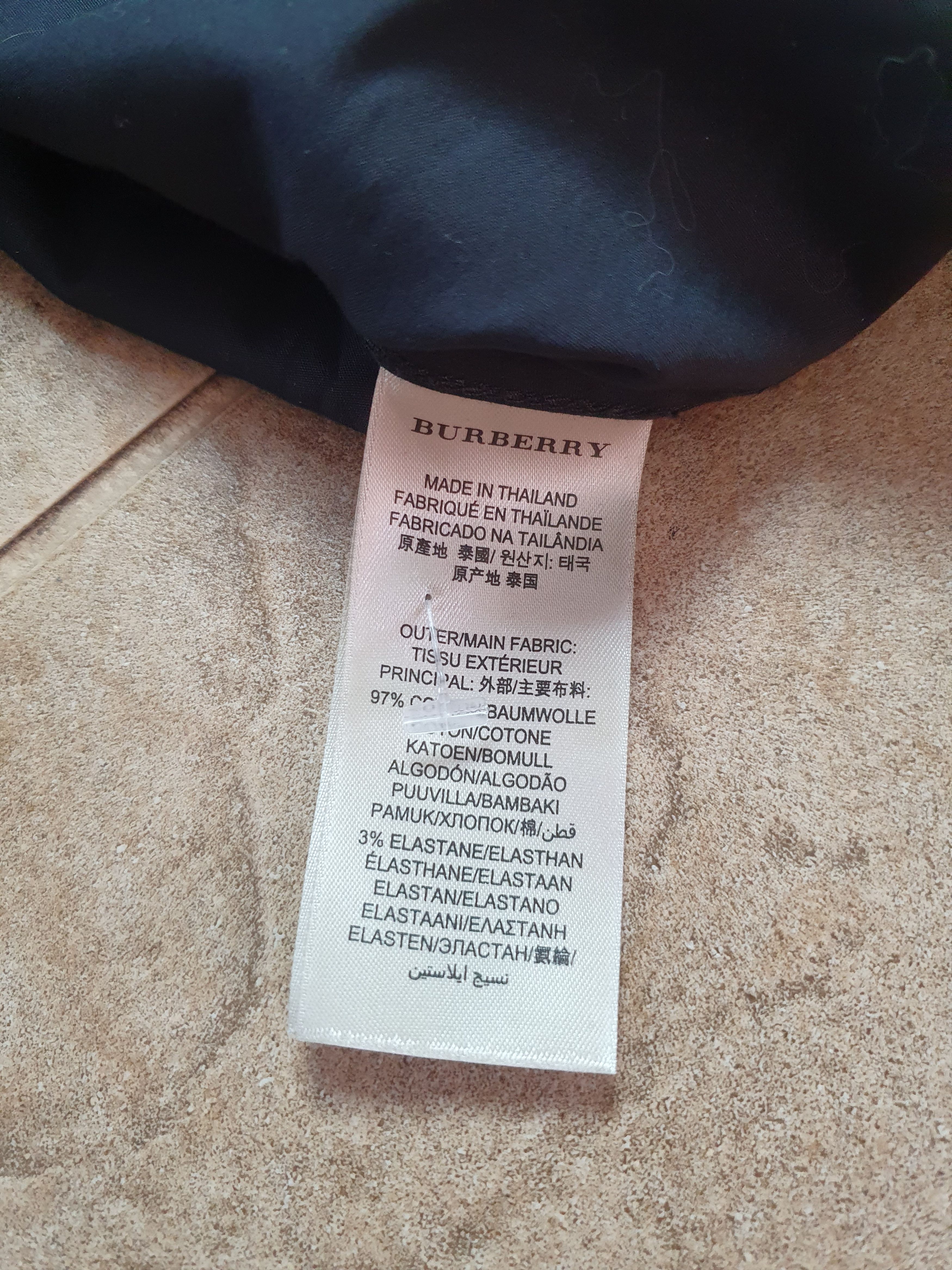Burberry Vintage Burberry shirt women's Size L Black Luxury Size L / US 10 / IT 46 - 6 Thumbnail