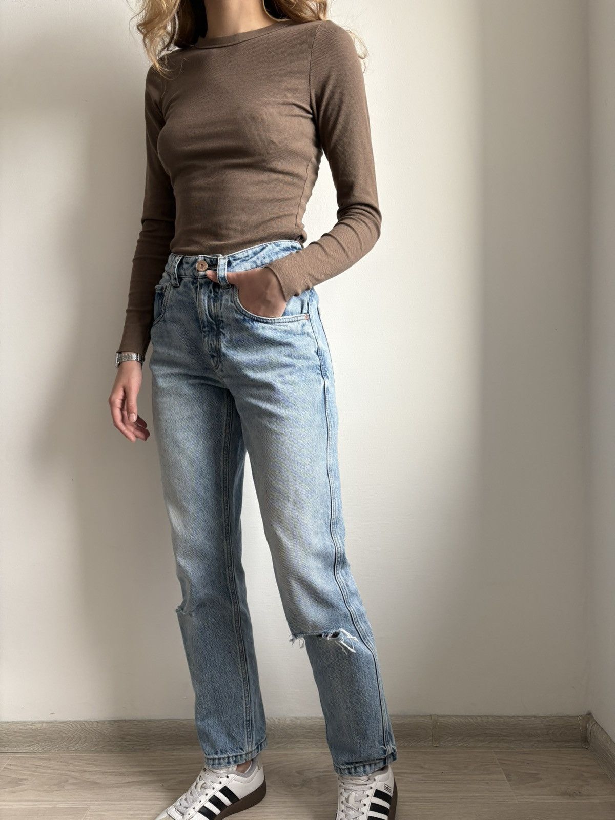 Brunello Cucinelli BRUNELLO CUCINELLI WOMEN STRAIGHT LEG DISTRESSED JEANS IT 38 Size 26" / US 2 / IT 38 - 19 Thumbnail