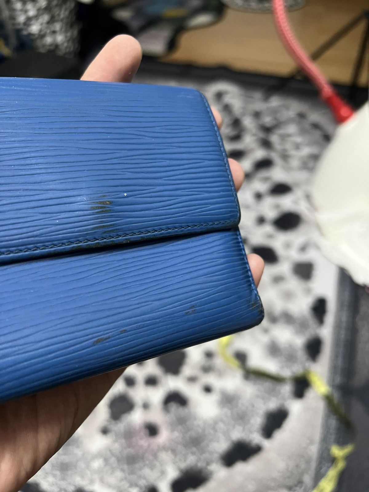 Louis Vuitton Louis Vuitton Wallet Size ONE SIZE - 5 Thumbnail