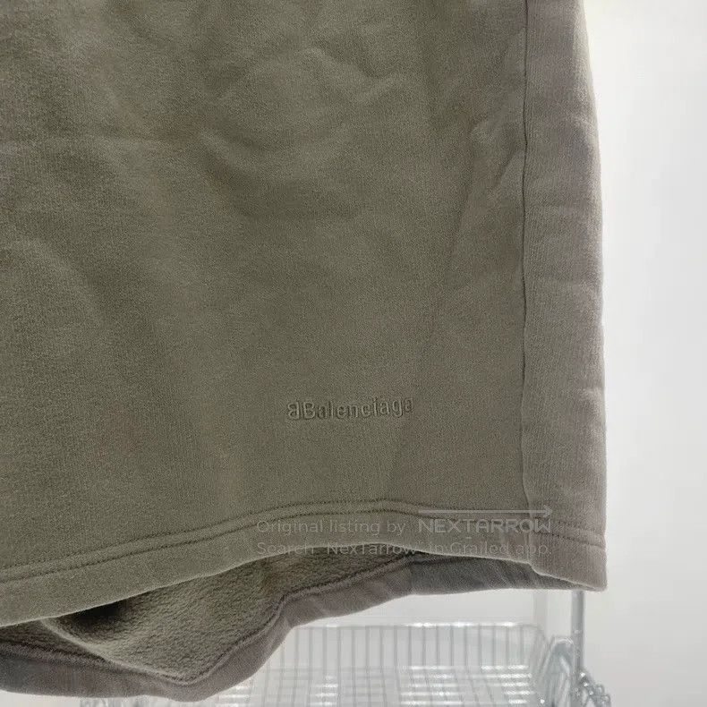 Balenciaga Balenciaga size S Gray embroidered logo shorts Size US 27 - 3 Thumbnail