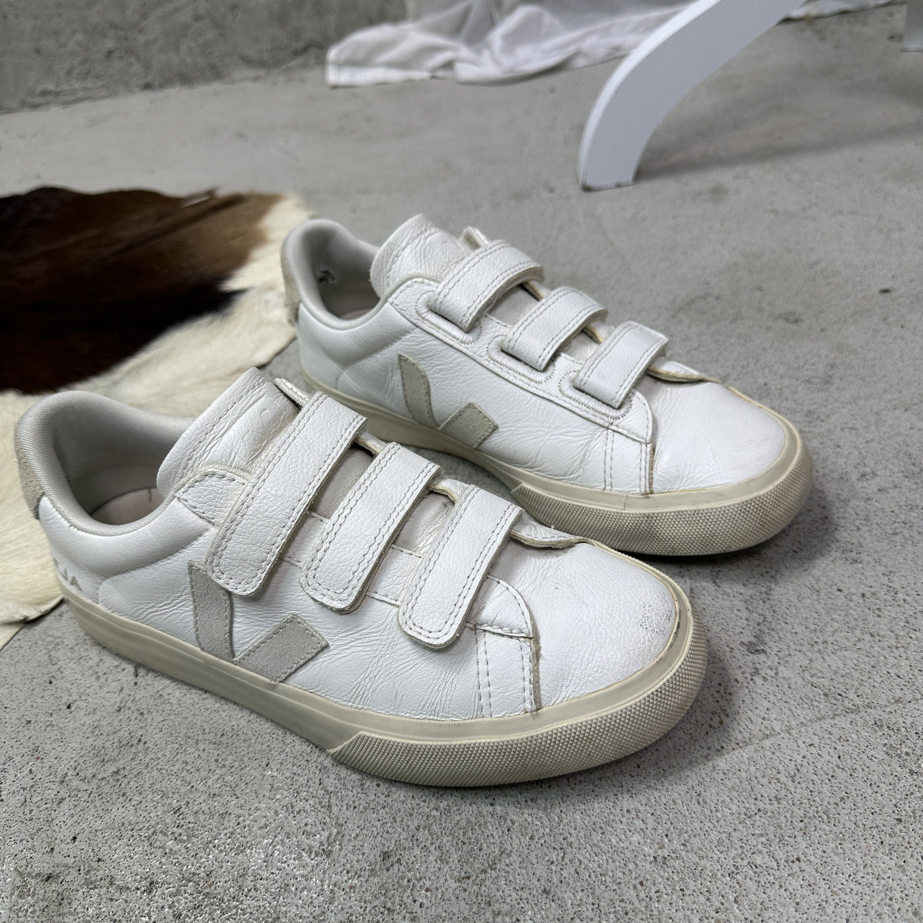 Veja Vintage Leather Streetwear Sporty Velcro Veja Sneakers Y2K Size US 9 / IT 39 - 10 Thumbnail