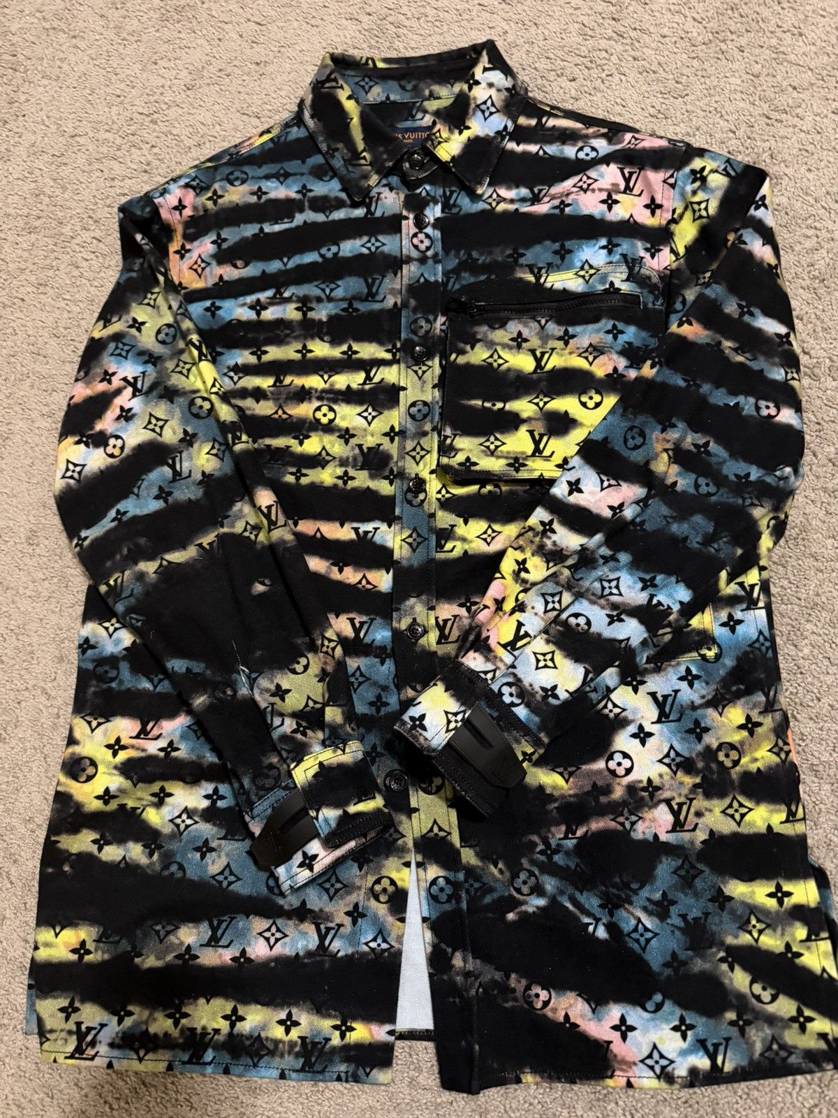 Louis Vuitton Louis Vuitton Size US M / EU 48-50 / 2 - 1 Thumbnail