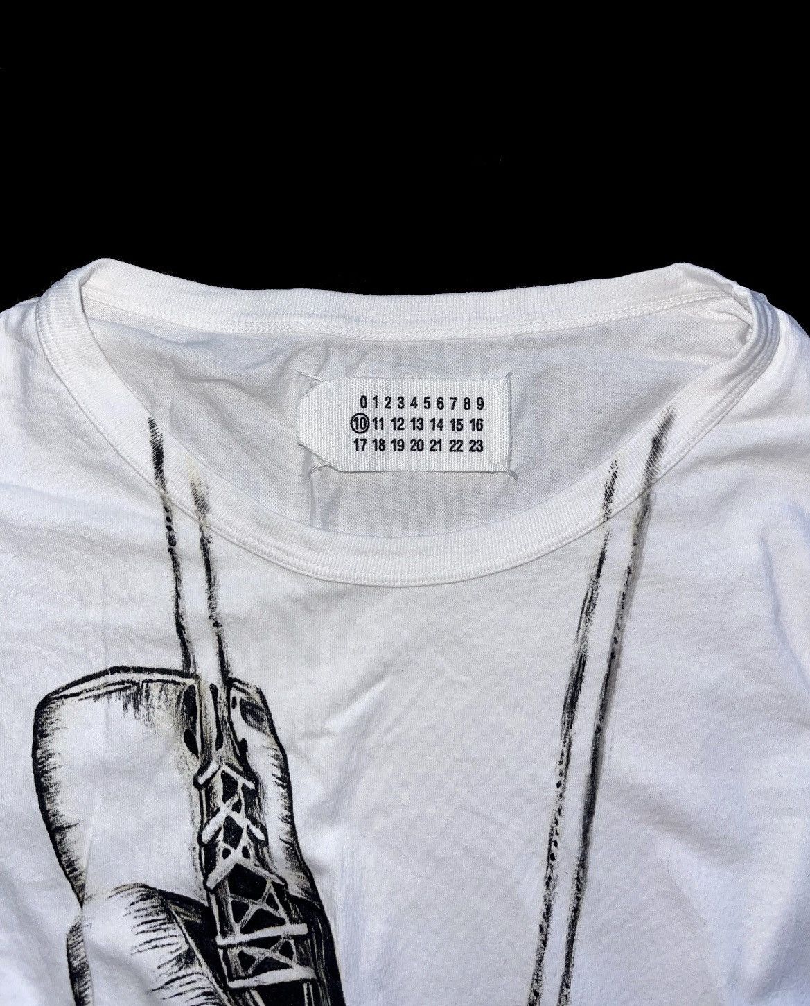 Maison Margiela SS07 Maison Martin Margiela Trompe L’oeil Boxing Gloves Tee Size US M / EU 48-50 / 2 - 5 Thumbnail