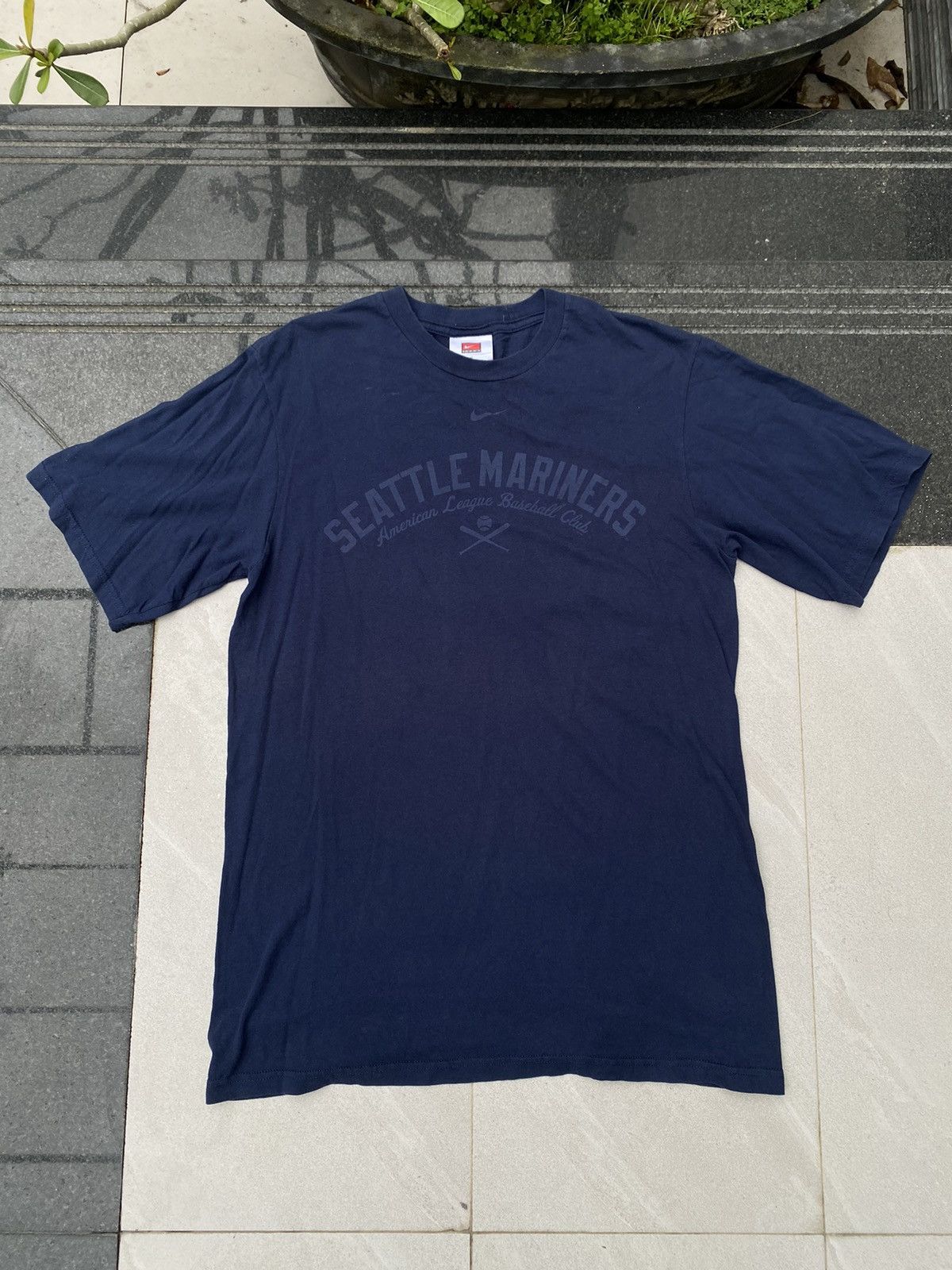 Nike × Vintage 90S NIKE VINTAGE BIG LOGO Y2K TSHIRT TEE Size US S / EU 44-46 / 1 - 1 Thumbnail