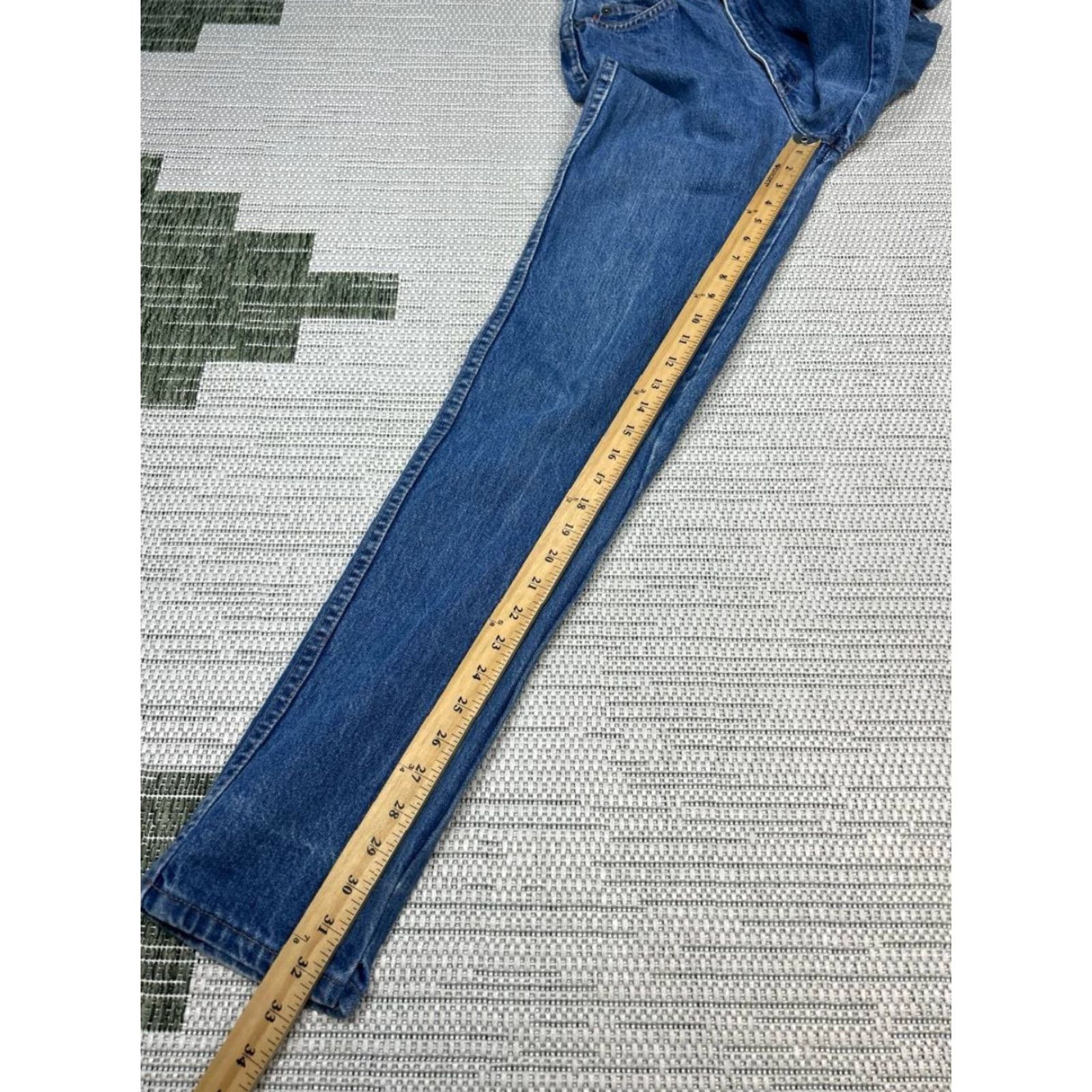 Levi's VINTAGE Levi's Jeans Womens 23 Denim 5-Pocket Logo Embroidered Blue MOdern Classic Straight Mens Womens Size 40" / US 18 - 3 Thumbnail