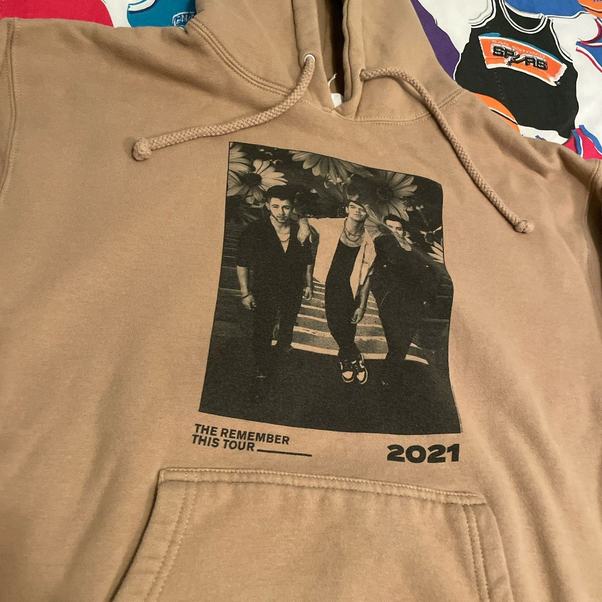 Band Tees Jonas Brothers “Remember This” 2021 Tour Hoodie - Medium Size M / US 6-8 / IT 42-44 - 3 Thumbnail
