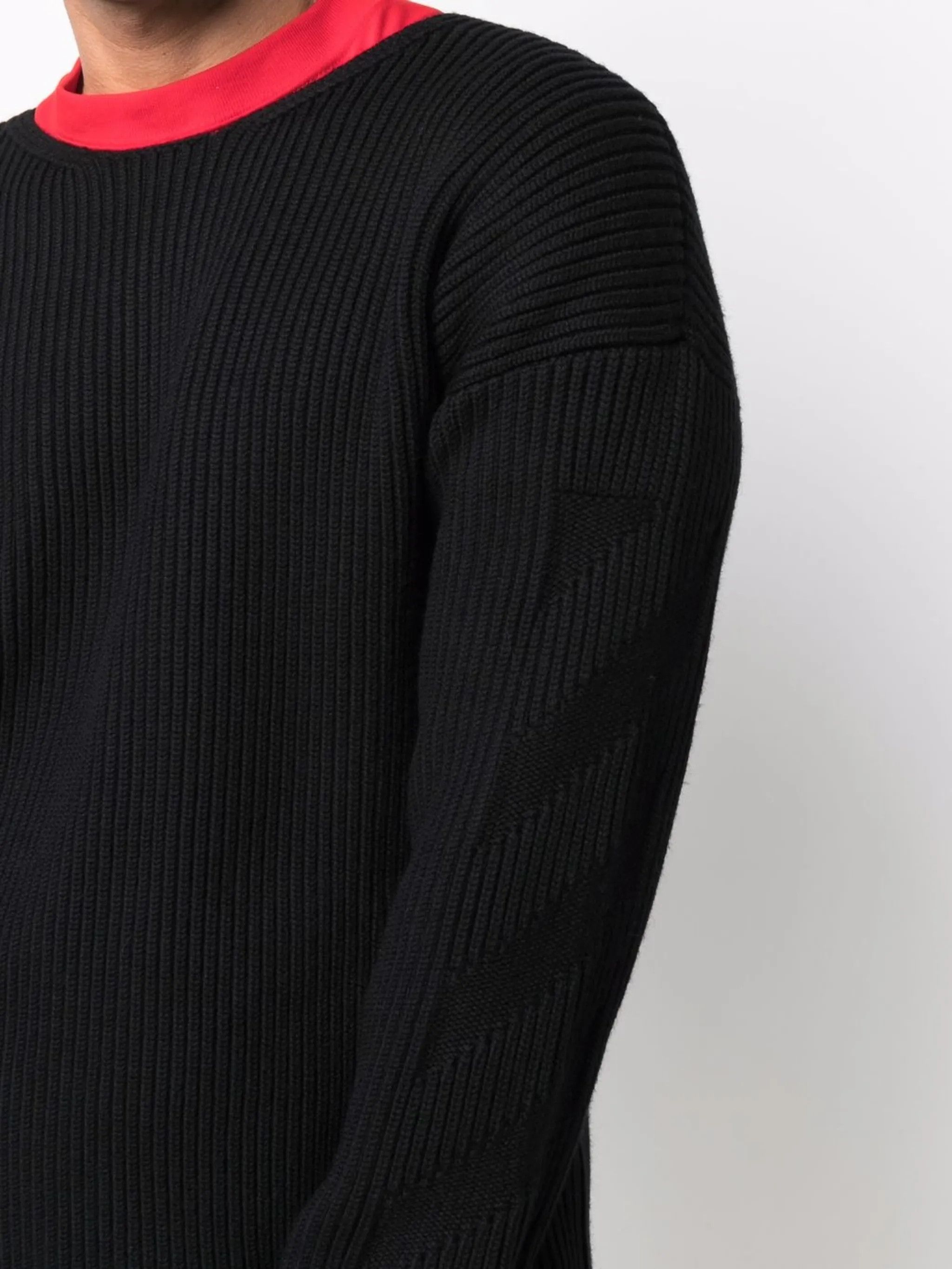 Off-White o1y0325 Crewneck Sweater in Black Size US S / EU 44-46 / 1 - 2 Thumbnail