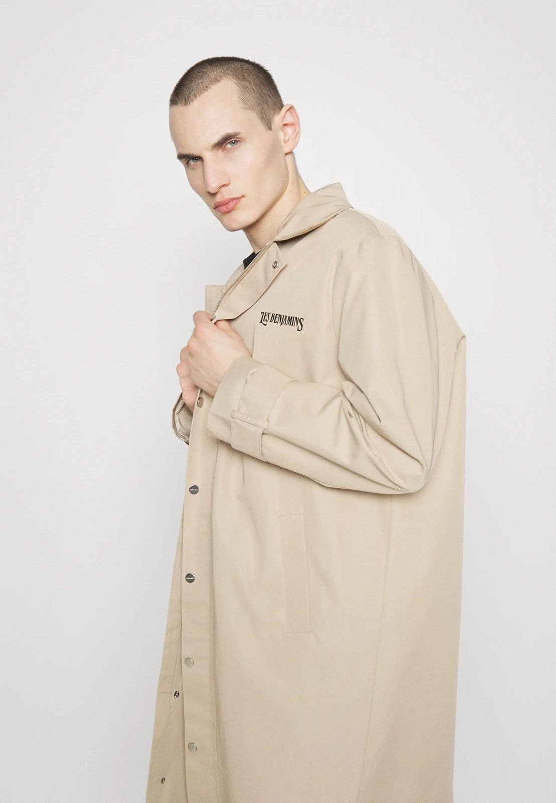 Les Benjamins !DS! SS23 Les Benjamins Horse Logo Beige Coat Size US M / EU 48-50 / 2 - 5 Thumbnail