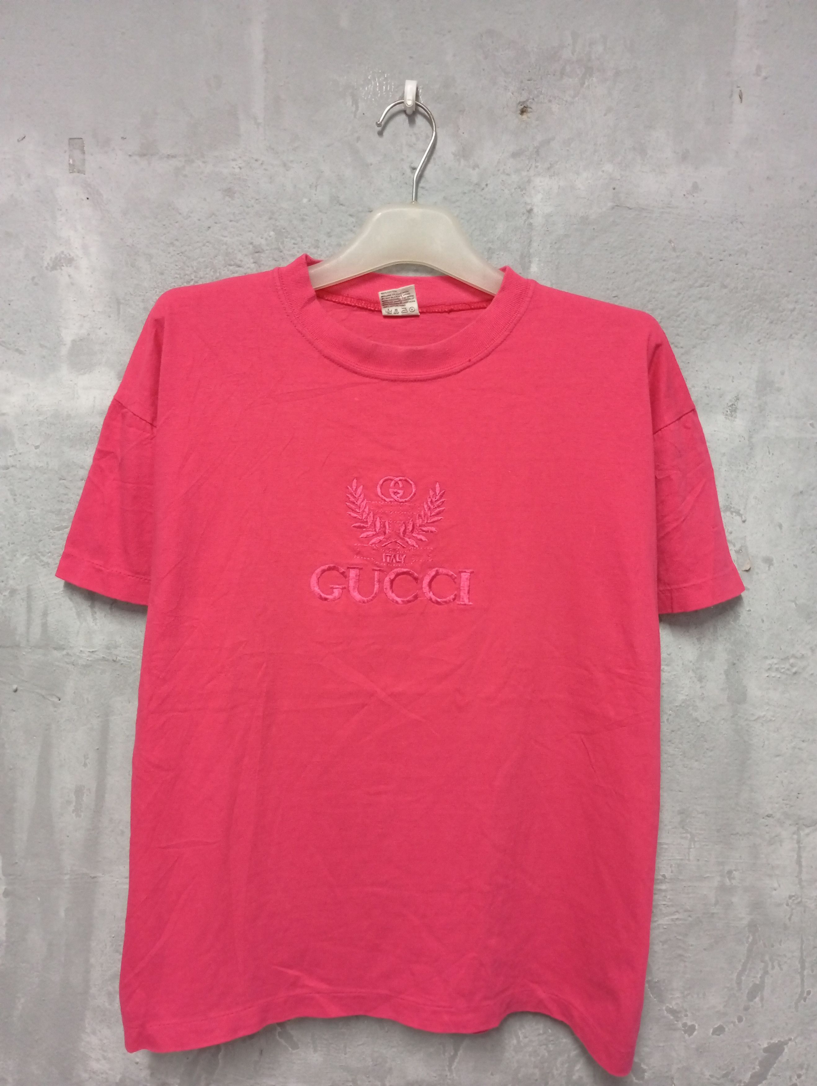 Vintage 90s Gucci Embroidery Logo Tshirt