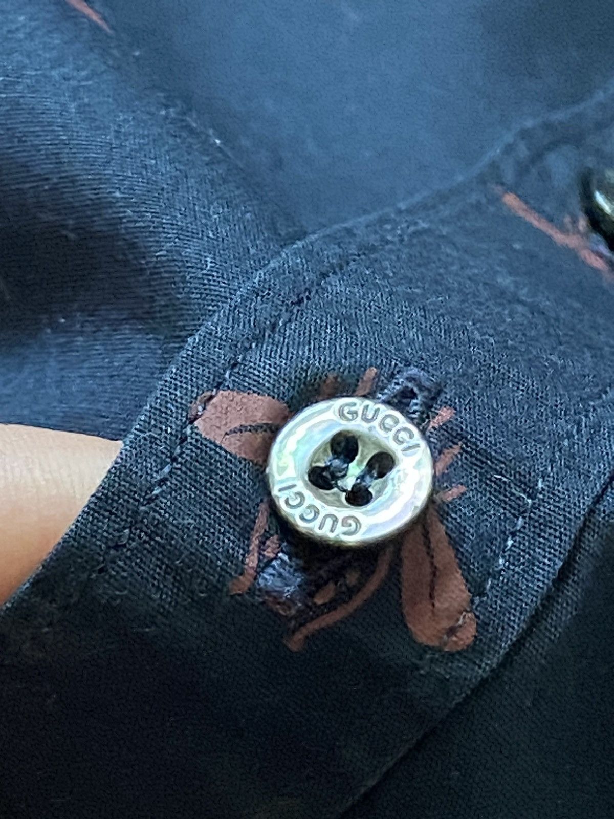 Gucci Gucci Bee Logo Shirt Size US M / EU 48-50 / 2 - 7 Thumbnail