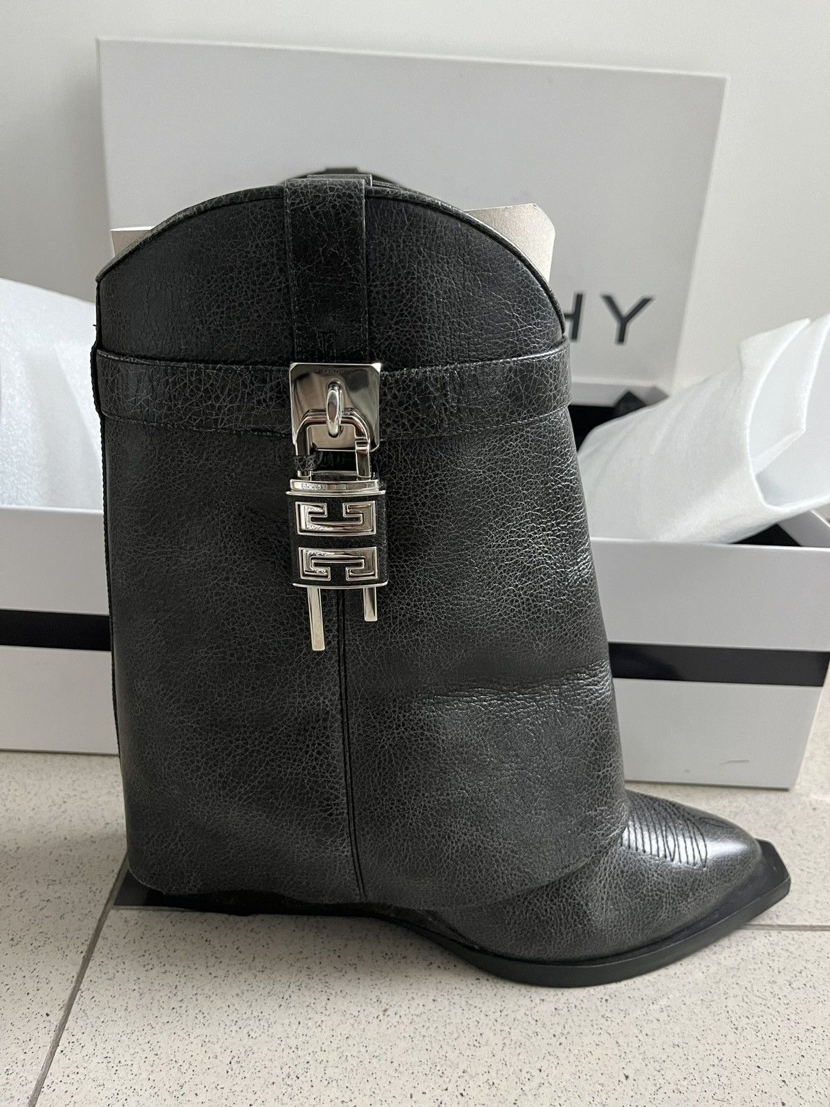 Givenchy Givenchy Shark santiague Size US 8 / IT 38 - 8 Thumbnail