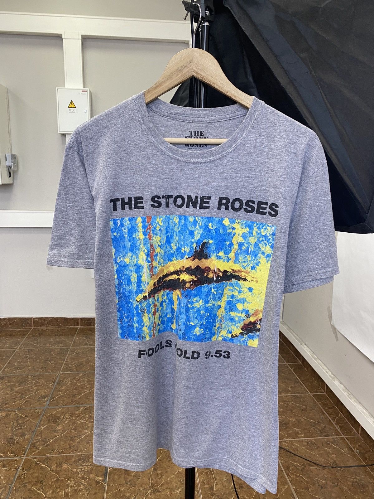 Band Tees × Vintage 🇬🇧 Vintage Y2K The Stone Roses Fools Gold T-Shirt Rare Retro Size US XL / EU 56 / 4 - 1 Thumbnail