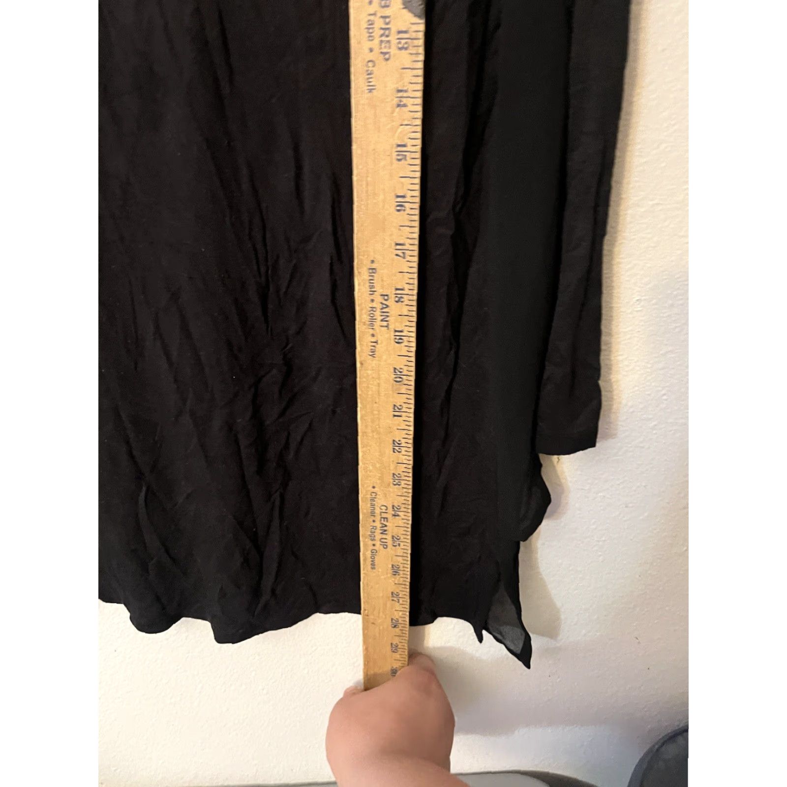 Michael Kors VINTAGE? No — Michael Kors Black V-Neck Long Sleeve Blouse Adult M Black Solid Michael Kors Blouse Womens Medium Blouse Black Kors Blouse 90s? Size M / US 6-8 / IT 42-44 - 4 Thumbnail