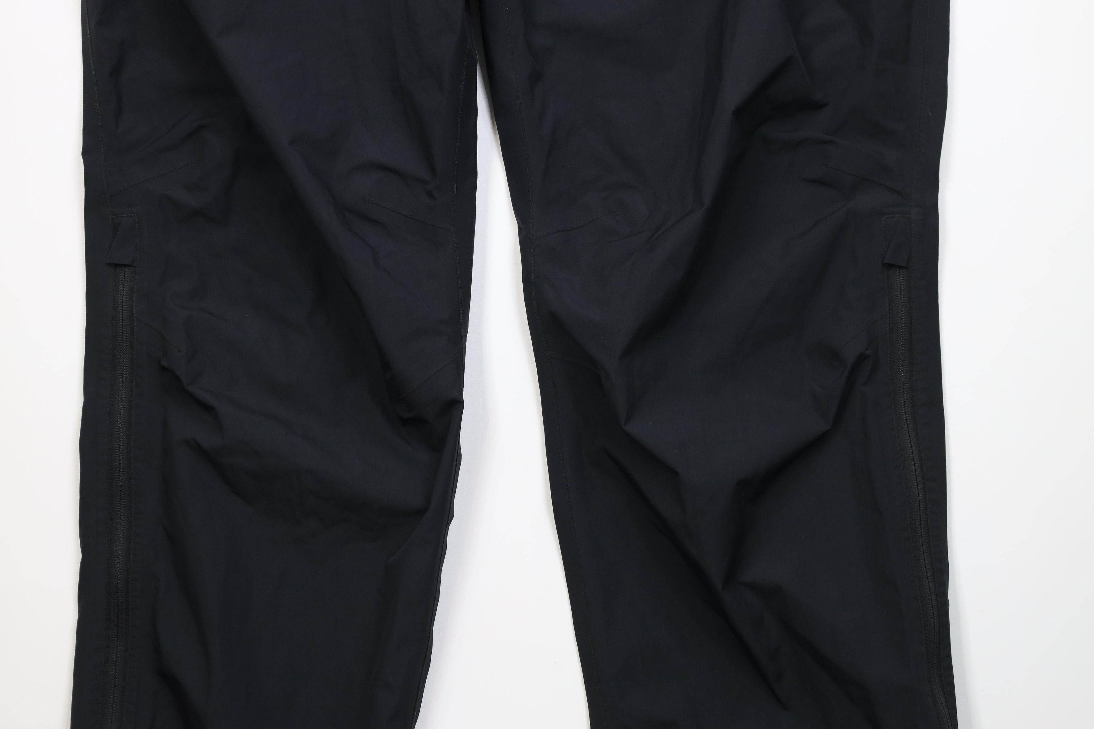 Cabelas Vintage Cabelas Goretex Paclite Wide Leg Rain Pants Black Size US 38 / EU 54 - 3 Thumbnail