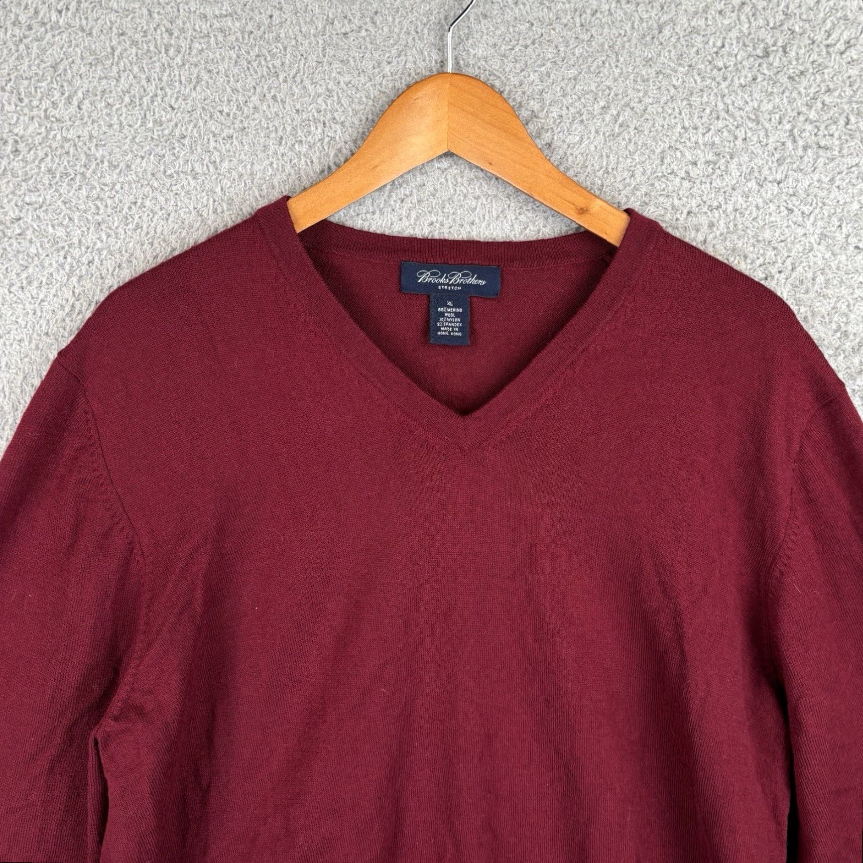 Brooks Brothers Brooks Brothers Sweater Mens XL V-Neck Burgundy Merino Wool Blend Knit Pullover Size US XL / EU 56 / 4 - 4 Thumbnail