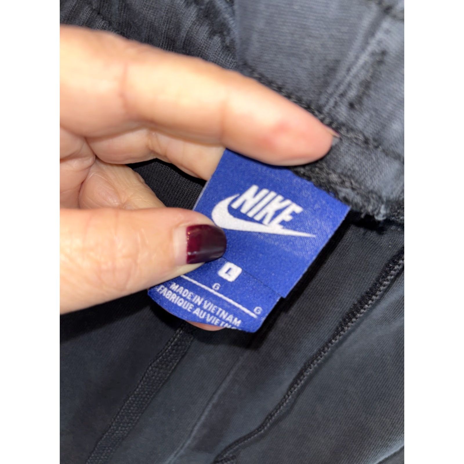 Nike Nike Shorts Men Black L Pockets Elastic Waist Drawstring Cotton Embroidered Logo Size US 33 - 5 Thumbnail