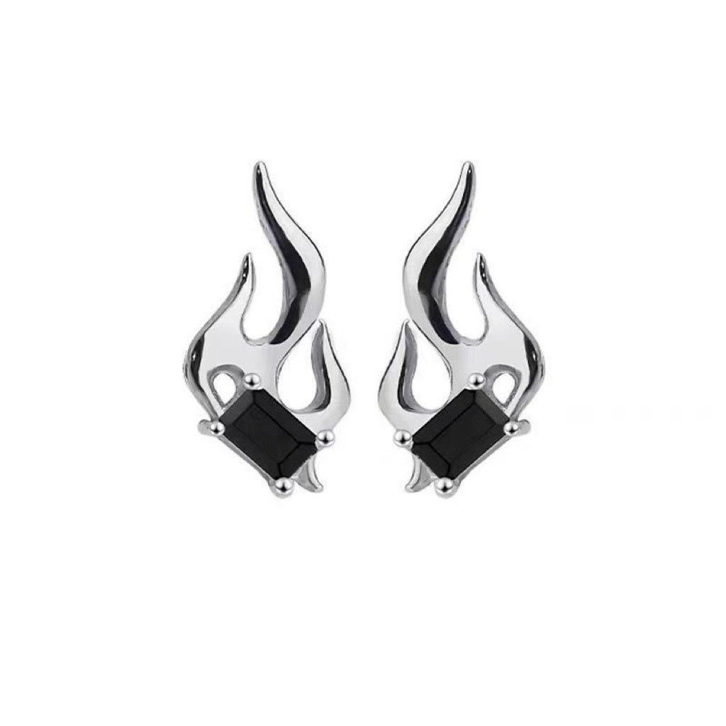 Jewelry × Sterling Silver Fire Retro Earrings One Pairs Chrome Jewelry Size ONE SIZE - 1 Thumbnail