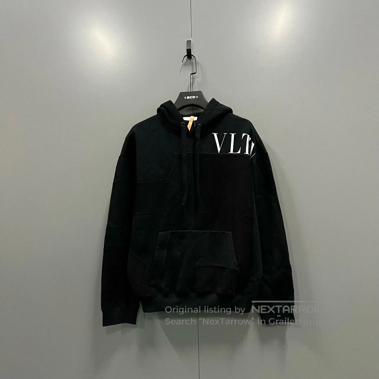 Valentino Valentino Black Logo Print Hoodie S. Size US S / EU 44-46 / 1 - 1 Thumbnail