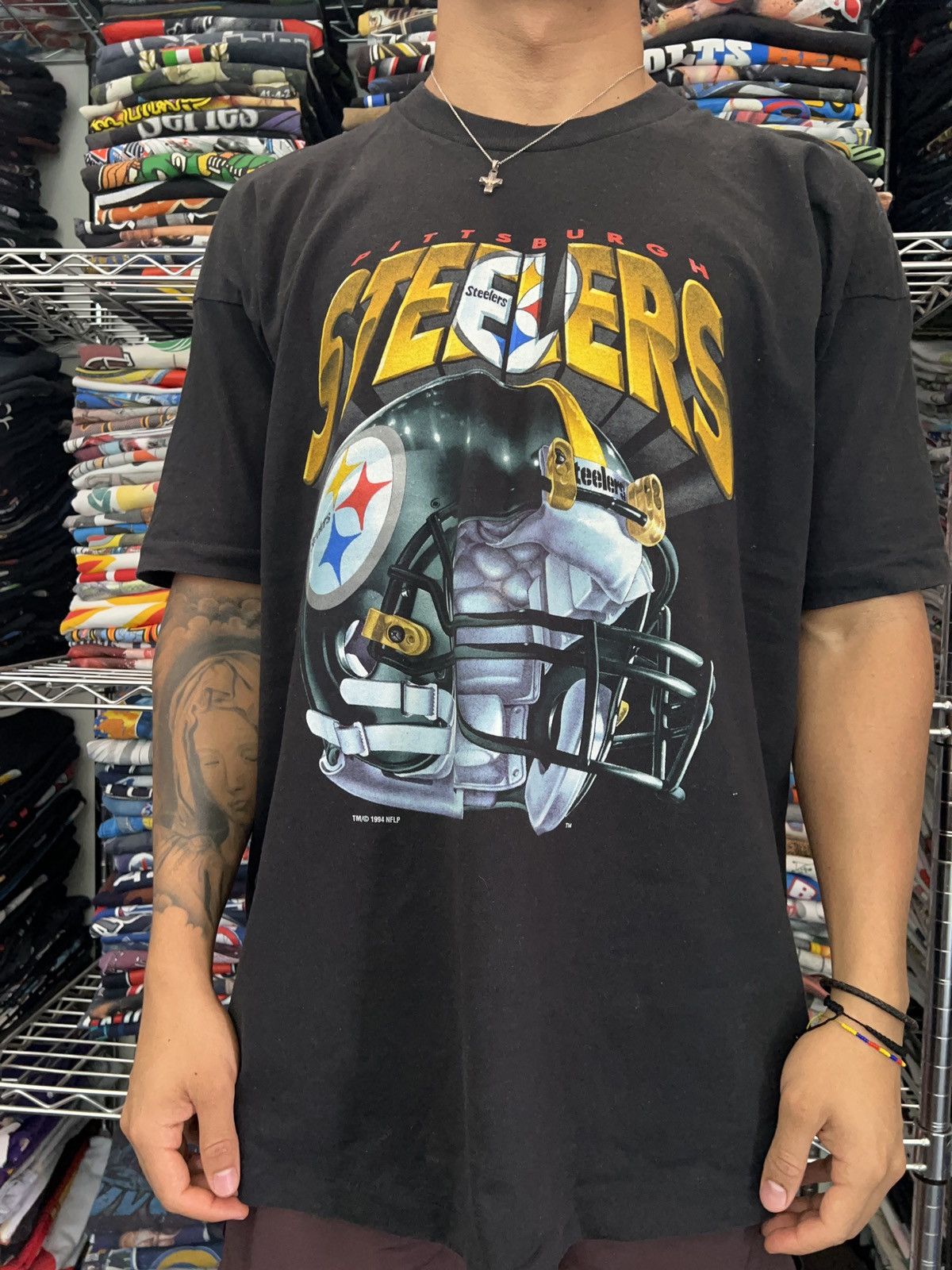 Salem Sportswear 1994 NFL Pittsburgh Steelers Helmet Tee Size US XL / EU 56 / 4 - 2 Thumbnail