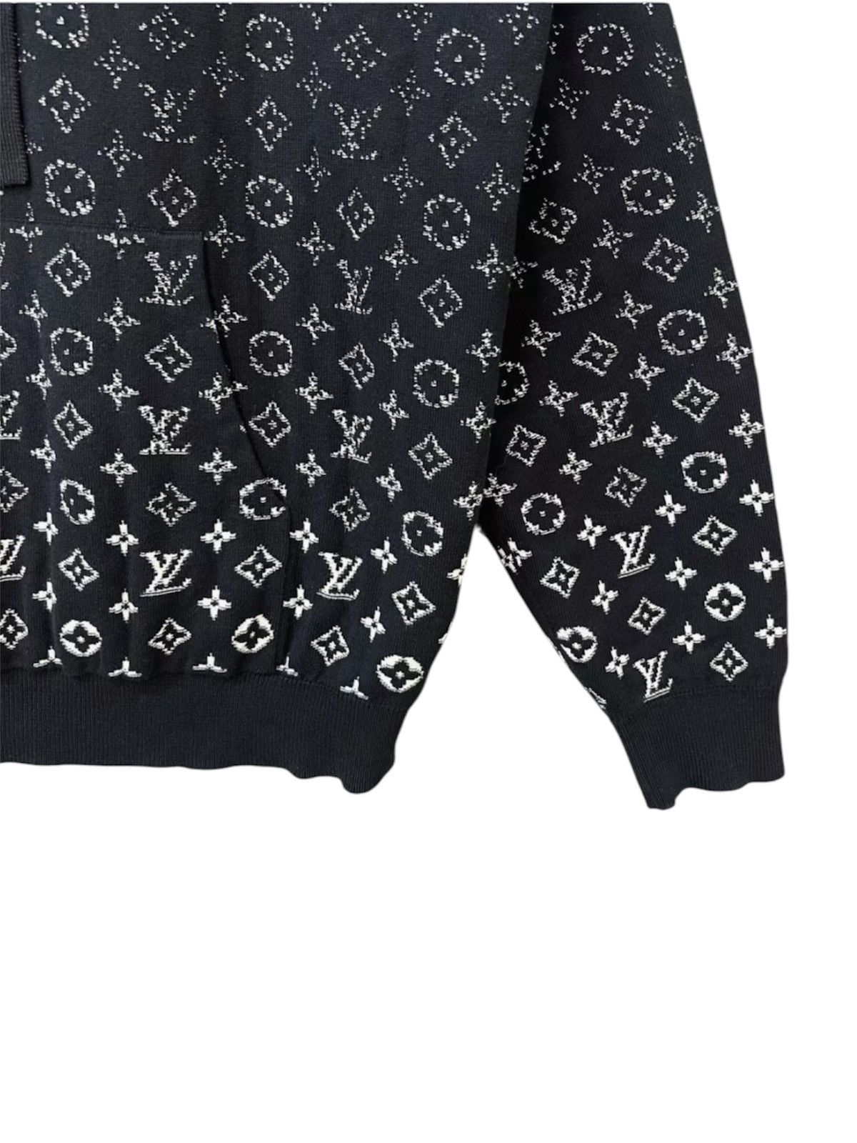 Louis Vuitton Louis Vuitton XXL Gradient Monogram Hoodie Size US XXL / EU 58 / 5 - 3 Thumbnail