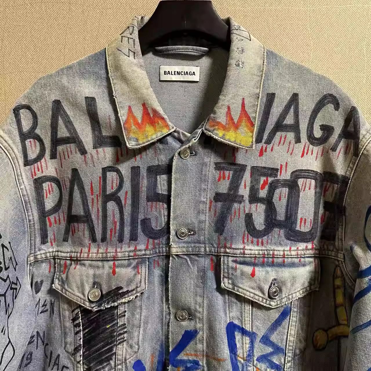 Balenciaga Balenciaga SS19 Denim Jacket Covered In Graffiti Size US S / EU 44-46 / 1 - 3 Thumbnail