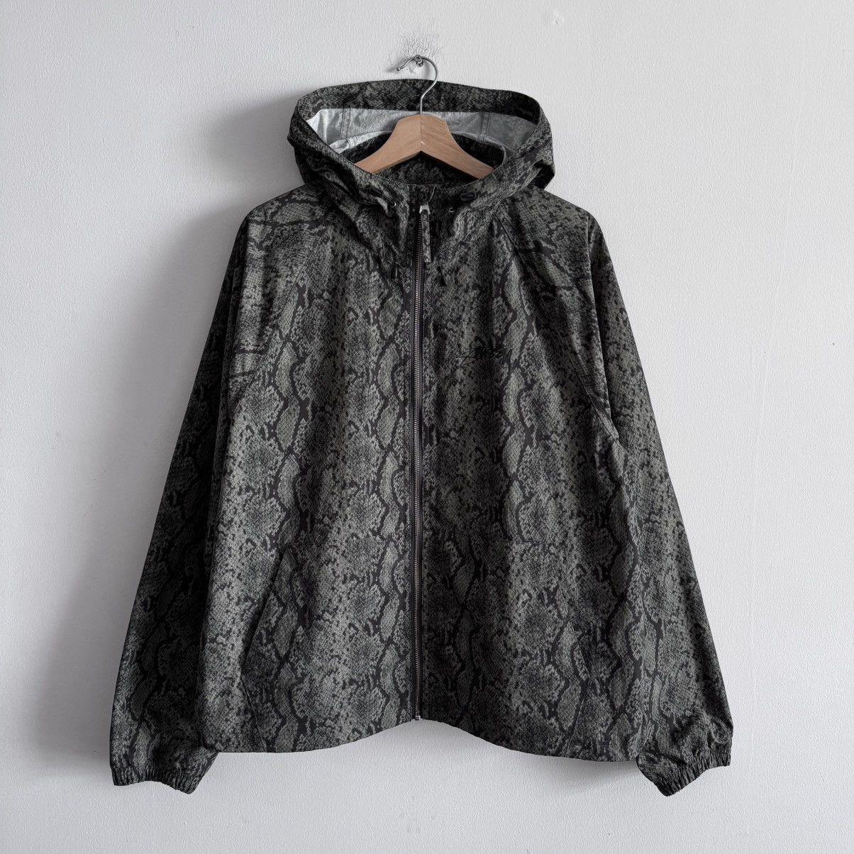 ジャケット・アウター Beach Ripstop Transparent Shell Jacket Stussy Beach Shell Coated Ripstop Jacket Bone Men's - SS24 - US