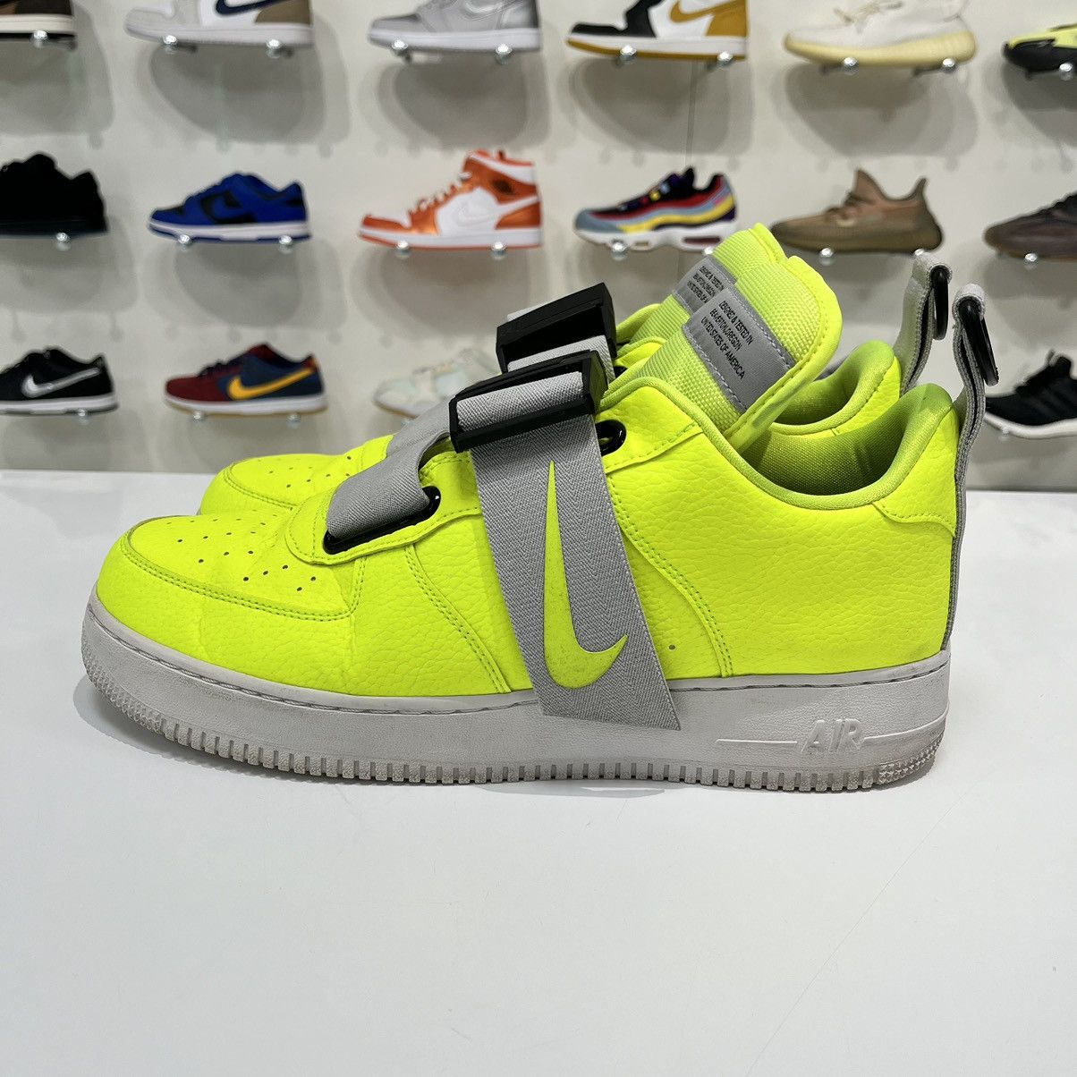 Nike Nike Air Force 1 Utility Volt Size US 12 / EU 45 - 3 Thumbnail