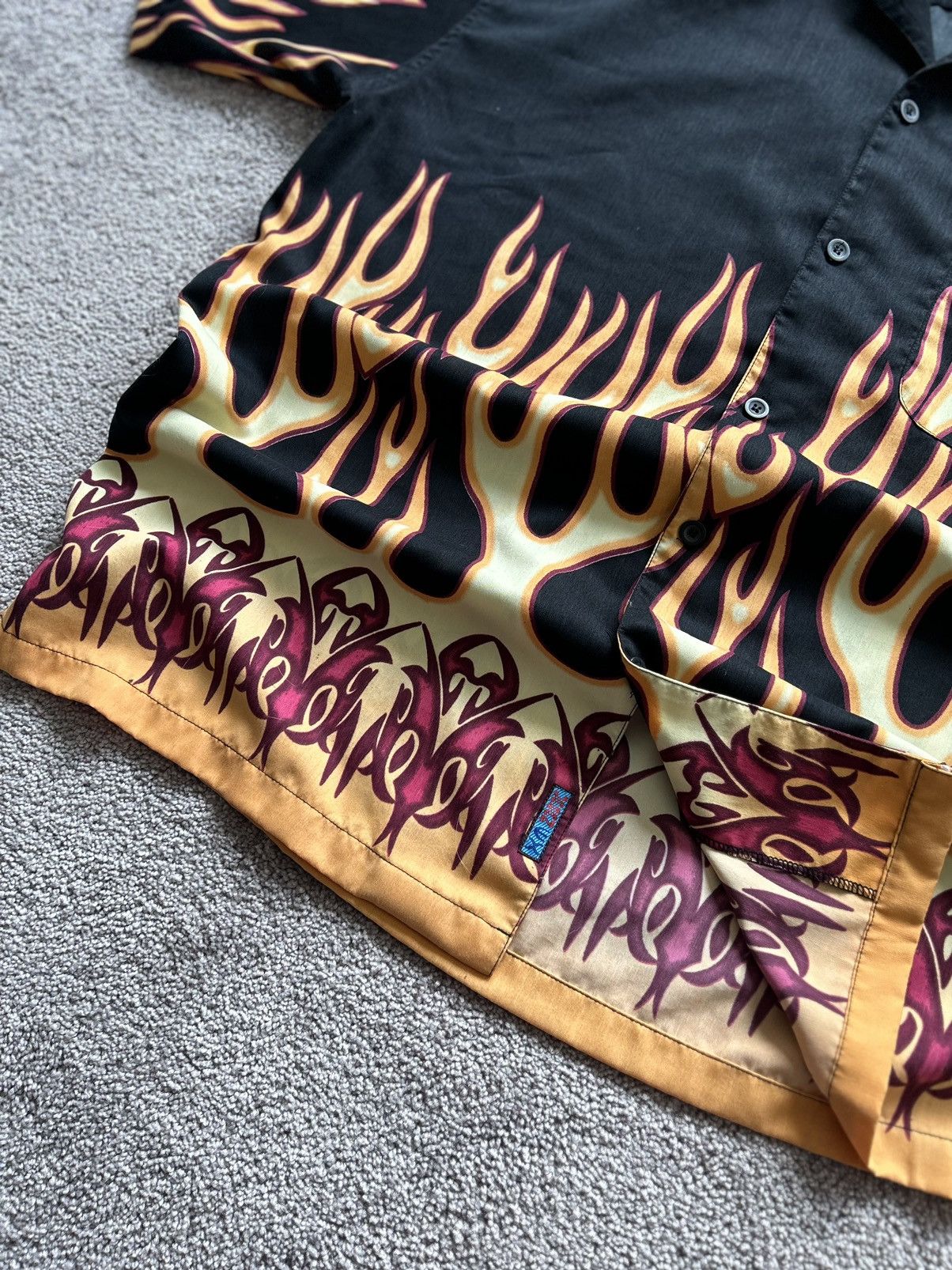 Japanese Brand × Vintage Vintage Urban Exchange All Over Flames Button Up Size US XL / EU 56 / 4 - 4 Thumbnail