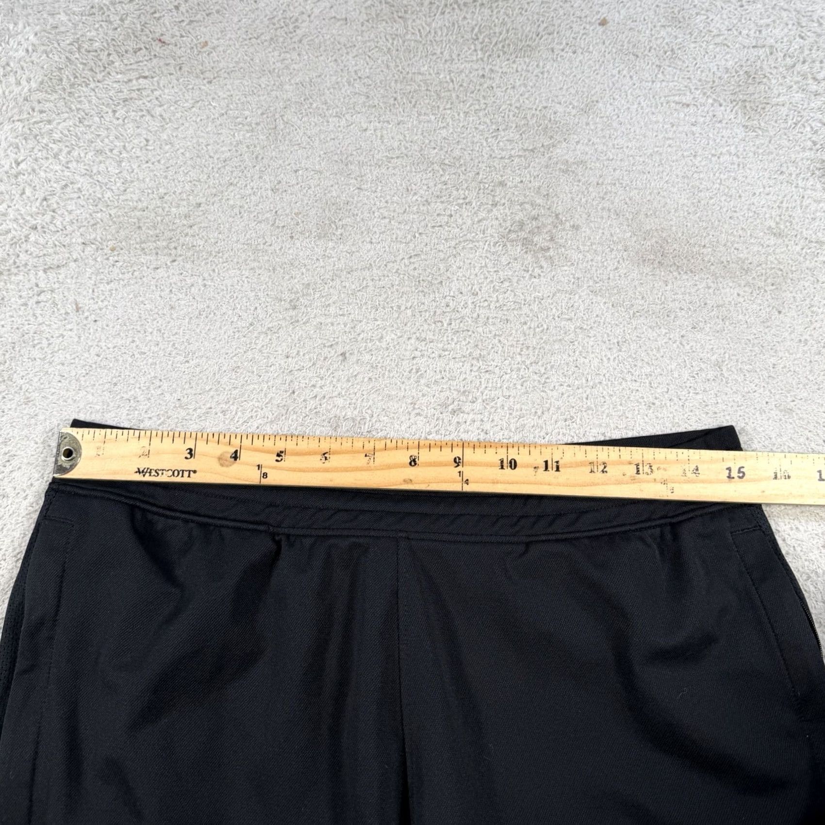 Under Armour Sweatpants Mens Large Black Fitted Joggers Gym Active Drawstring, Men's (Size 33) — image 5 of 6
