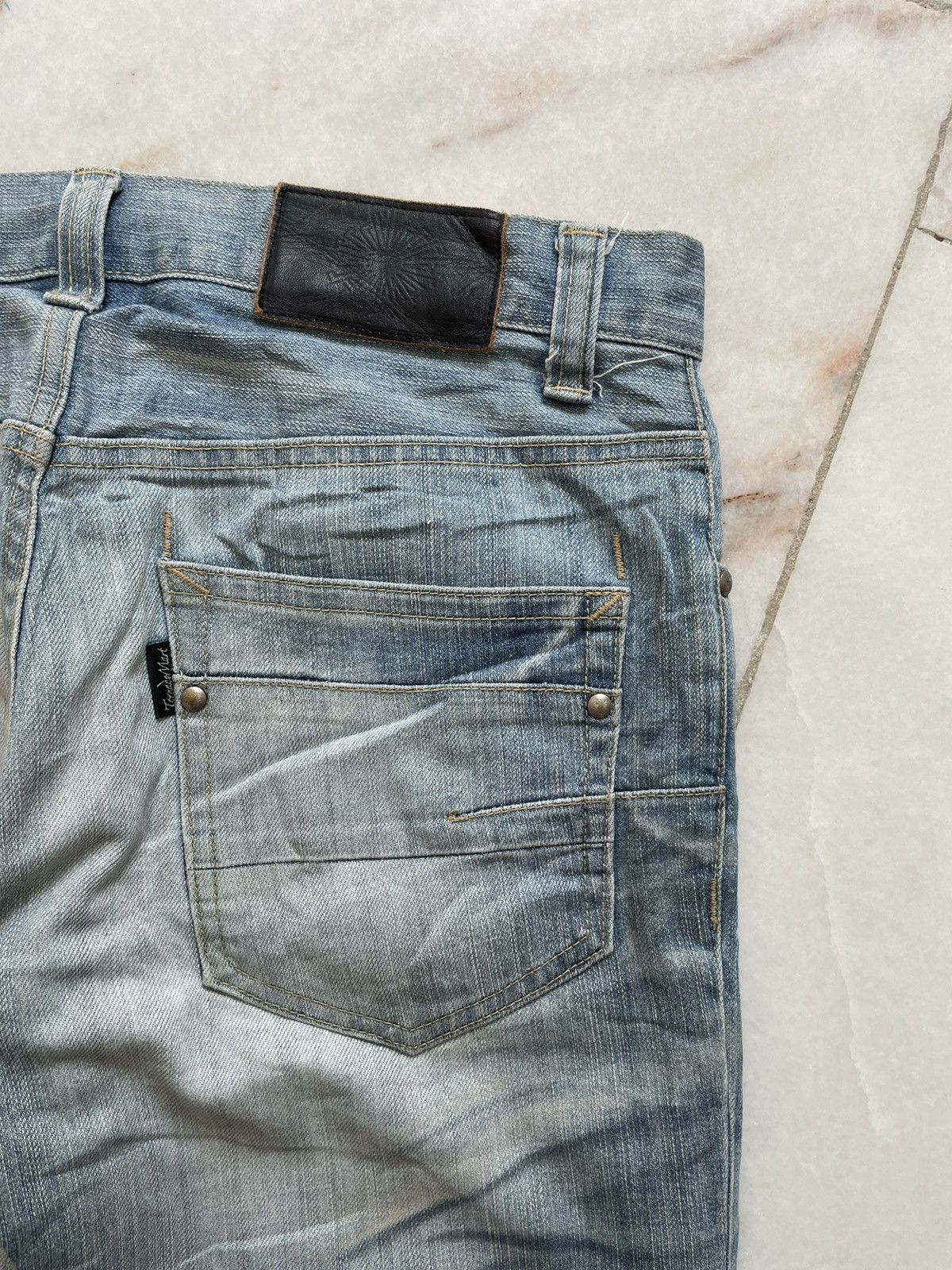 Tornado Mart Tornado Mart Claw Flare Jeans Size US 31 - 8 Thumbnail