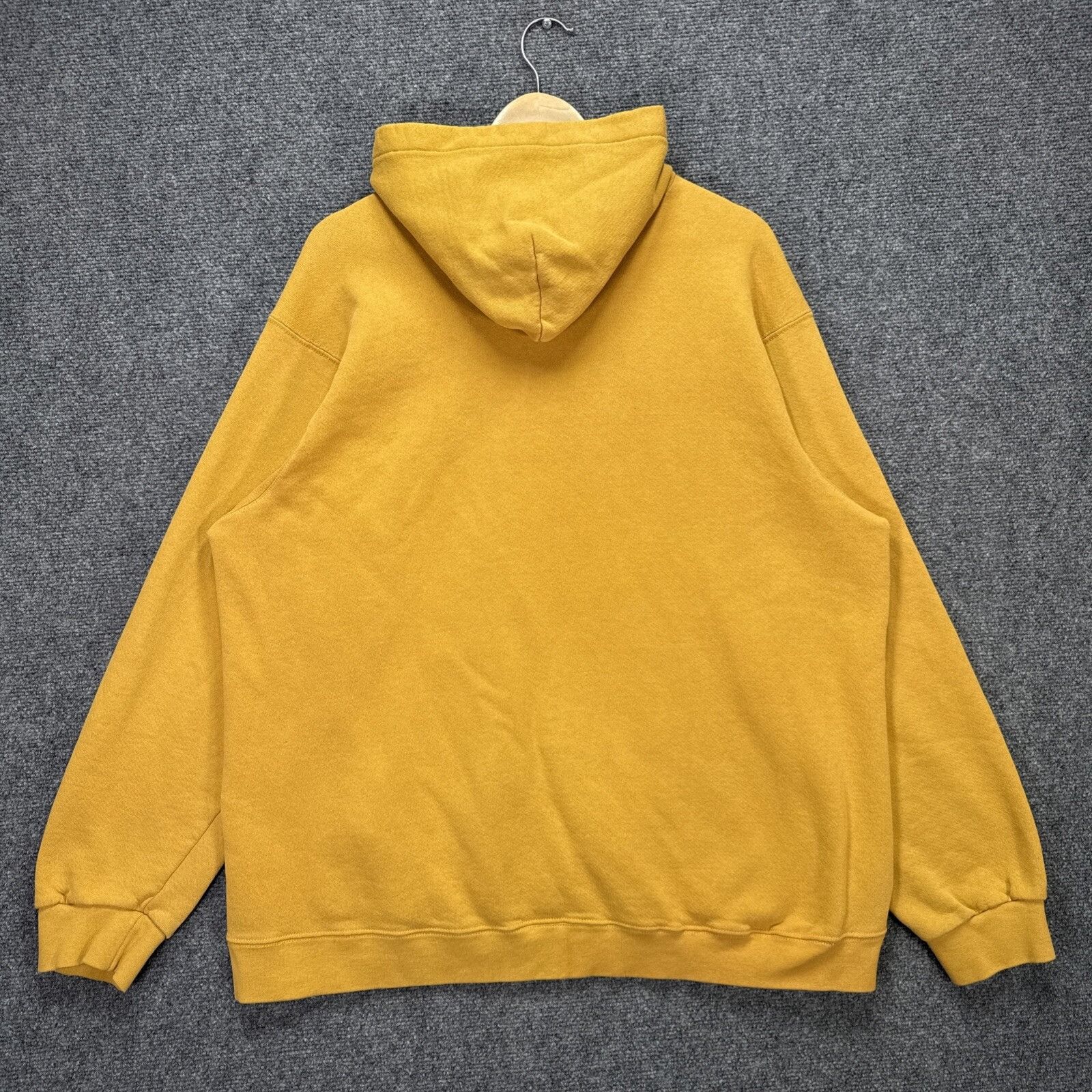 Nike Vintage Nike Hoodie Mens XL Yellow Center Swoosh Skate Grung Size US XL / EU 56 / 4 - 7 Thumbnail