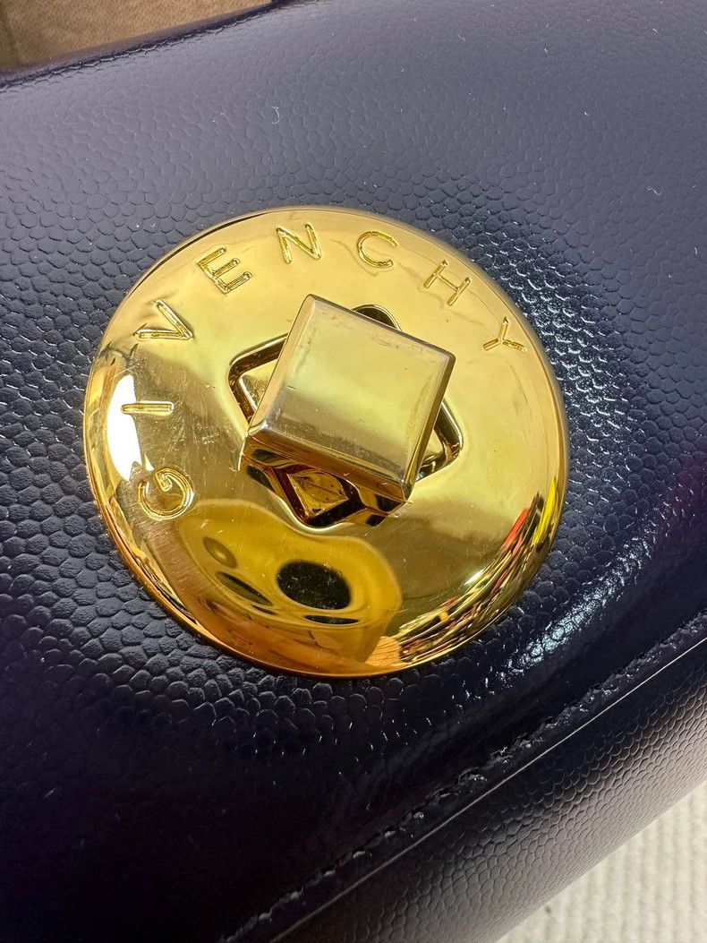Givenchy Givenchy Exquisite Square Box Tote Bag Size ONE SIZE - 6 Thumbnail