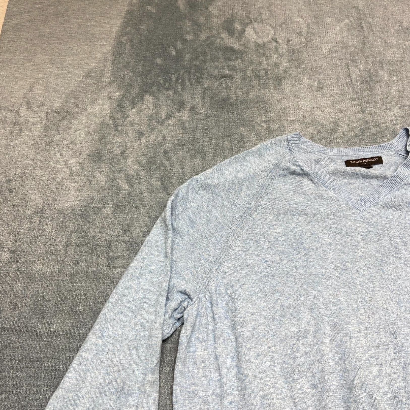 Banana Republic Banana Republic Sweater Men's Blue Large Cotton V-Neck Knit Raglan Long Sleeve Pullover Casual Cozy Knitwear Outdoors Modern Fall Winter Size US L / EU 52-54 / 3 - 4 Thumbnail