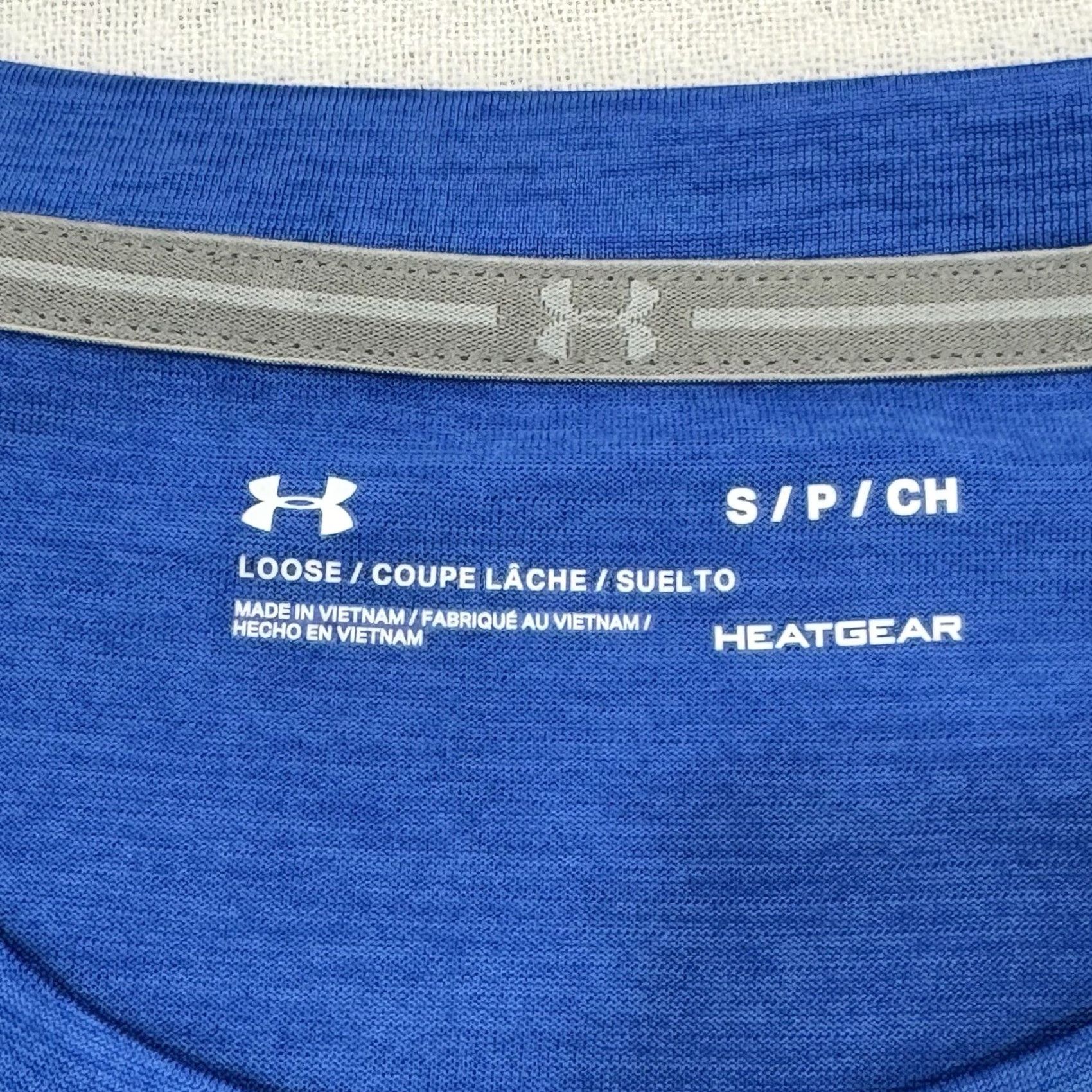 Under Armour UCLA Bruins Under Armour Shirt Men’s Small Loose Fit Heat Gear Long Sleeve Blue 90% Polyester 10% Elastane Size US S / EU 44-46 / 1 - 3 Thumbnail