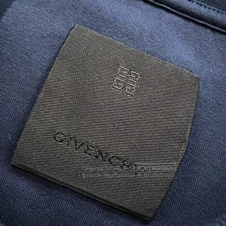 Givenchy Givenchy Dark Blue Printed Logo Short Sleeve Size US M / EU 48-50 / 2 - 4 Thumbnail