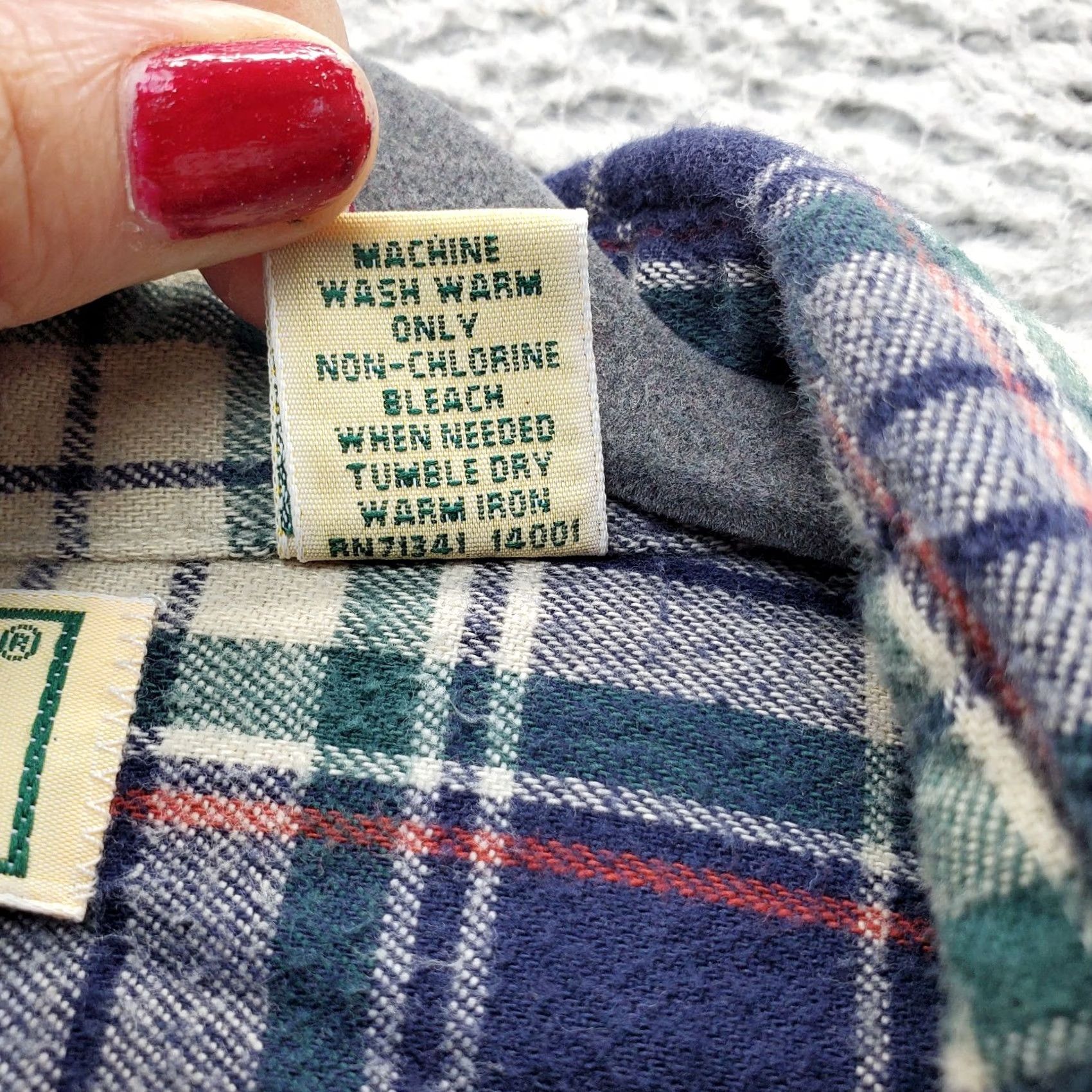 Vintage L.L. Bean Flannel Shirt Mens XL Multi Plaid Classic Midweight Pocket Button-Down Size US XL / EU 56 / 4 - 6 Thumbnail