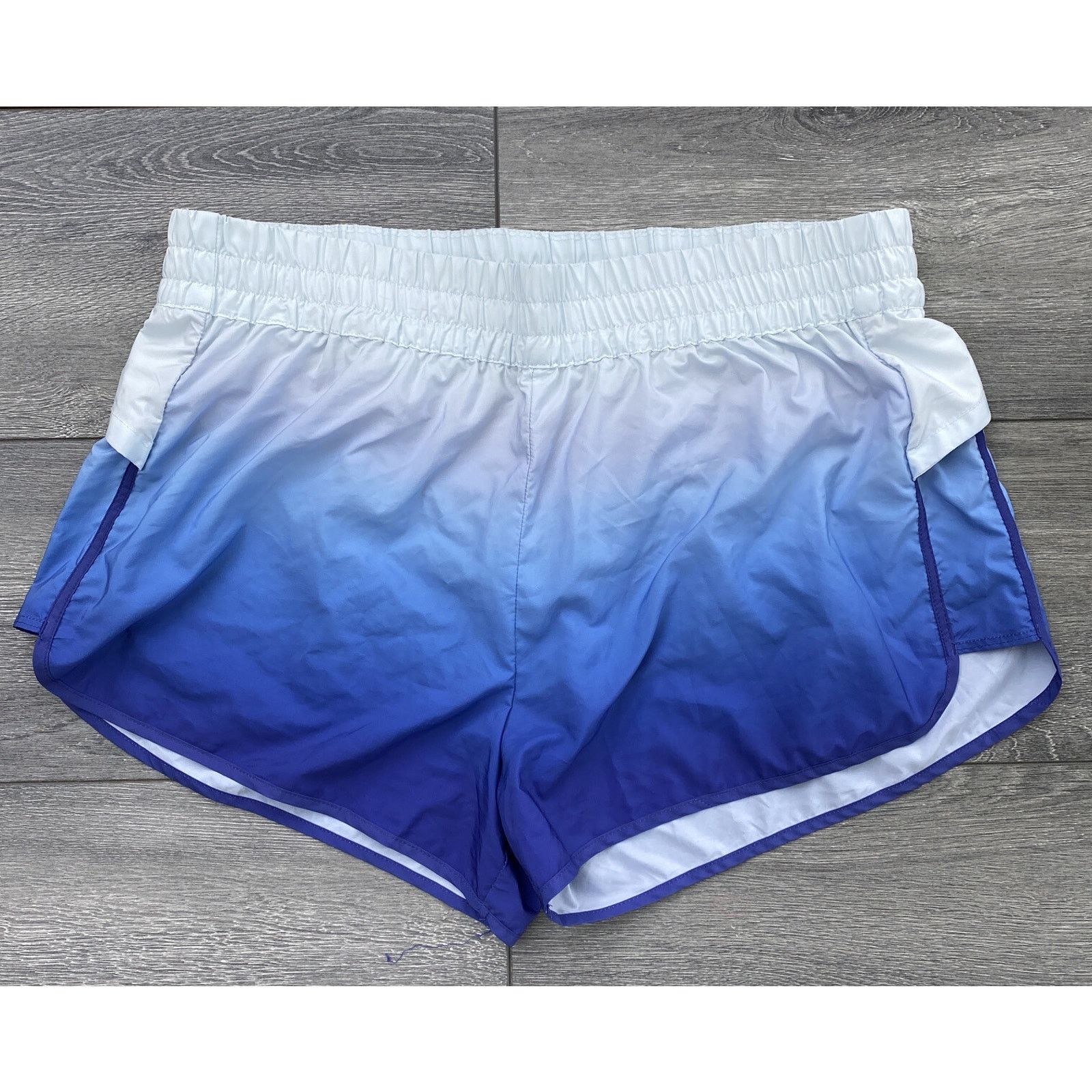 Preach Peach Women Blue ombre Athletic women Shorts XL A000327 Size 33" - 2 Thumbnail