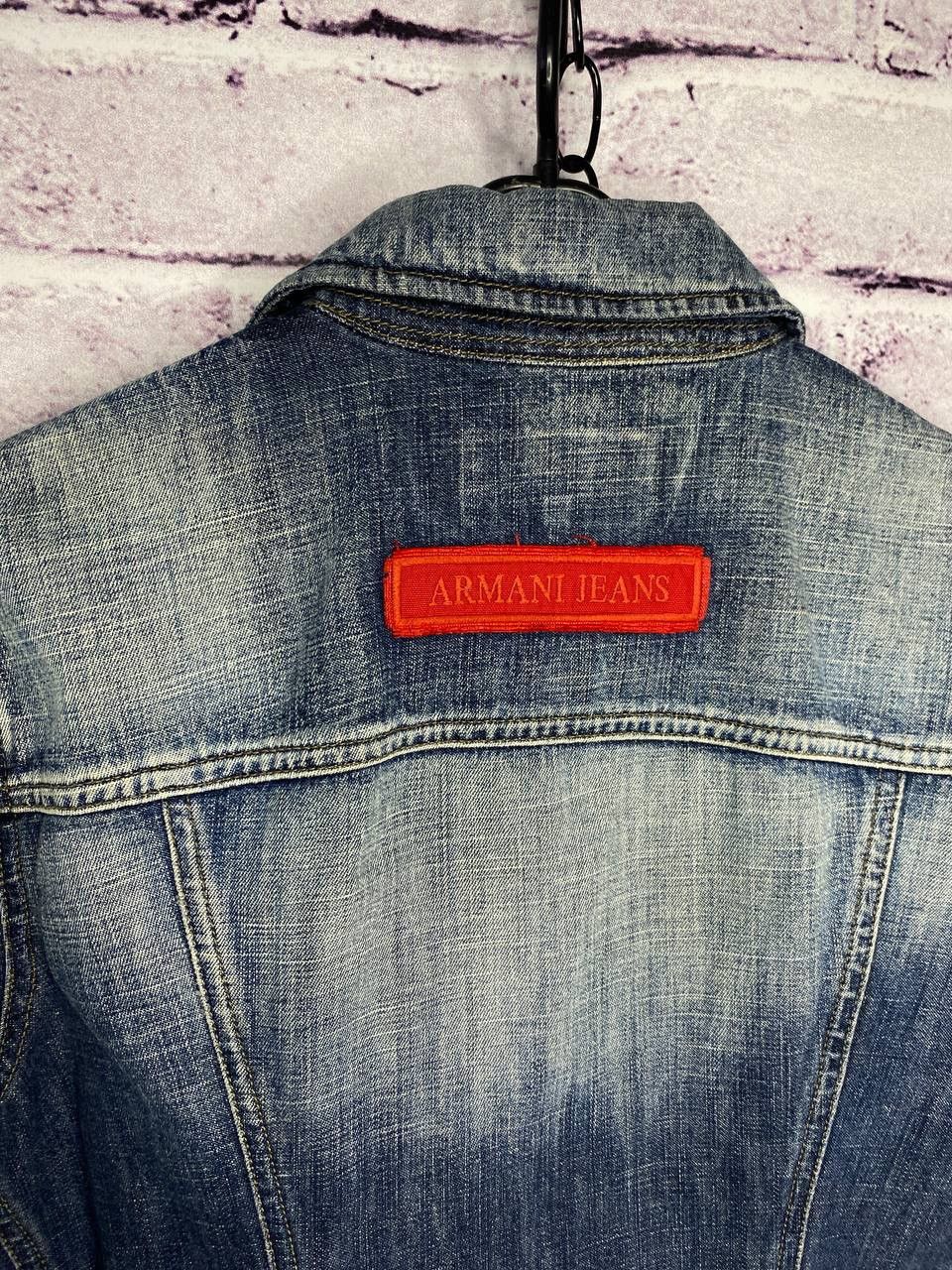 Armani WOMENS VINTAGE RARE ARMANI JEANS DENIM JACKET SiZe S Size S / US 4 / IT 40 - 11 Thumbnail