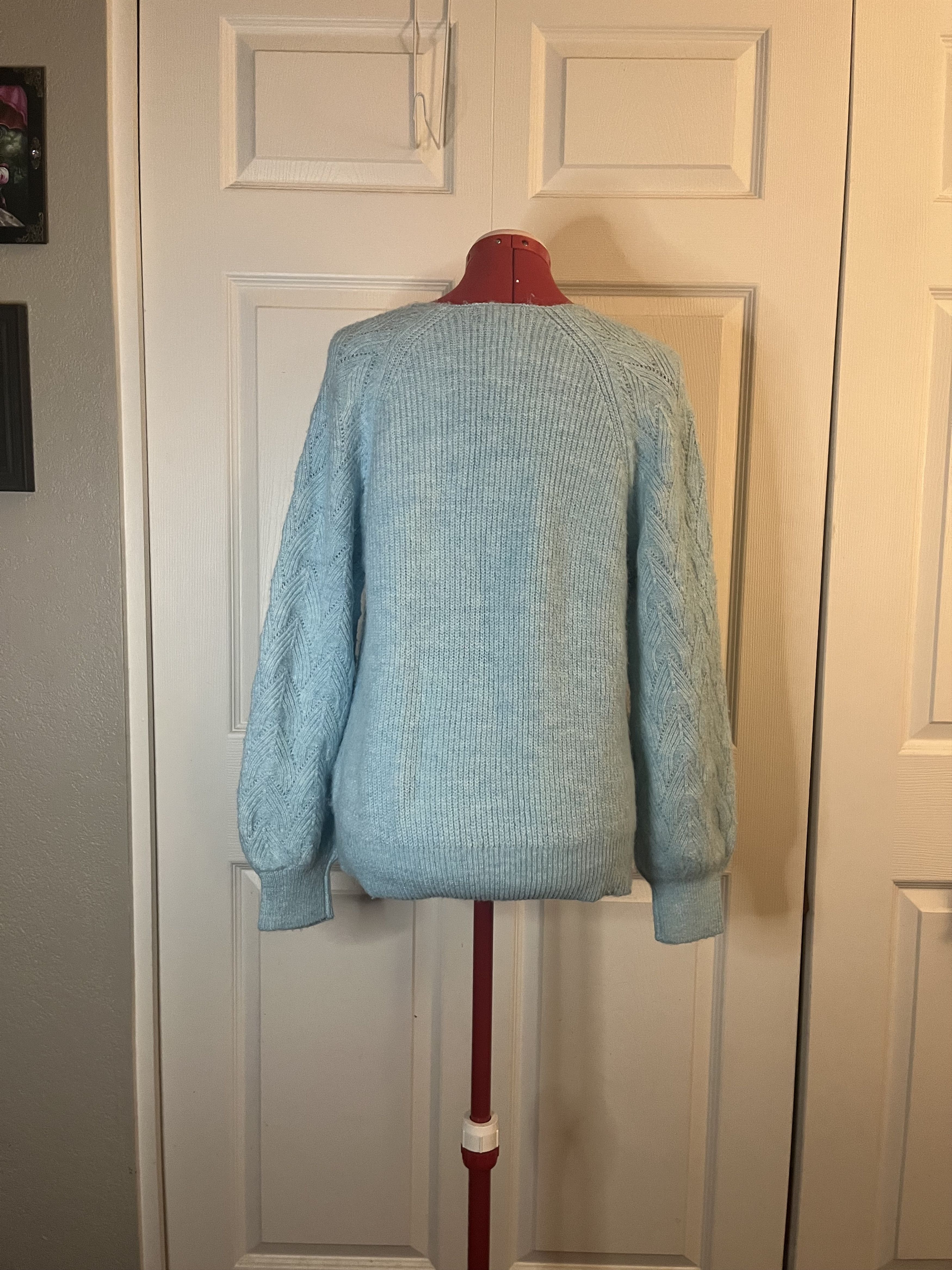 Other Blue ON 34th V-Neck Pointelle-Sleeve Sweater size M Size M / US 6-8 / IT 42-44 - 3 Thumbnail