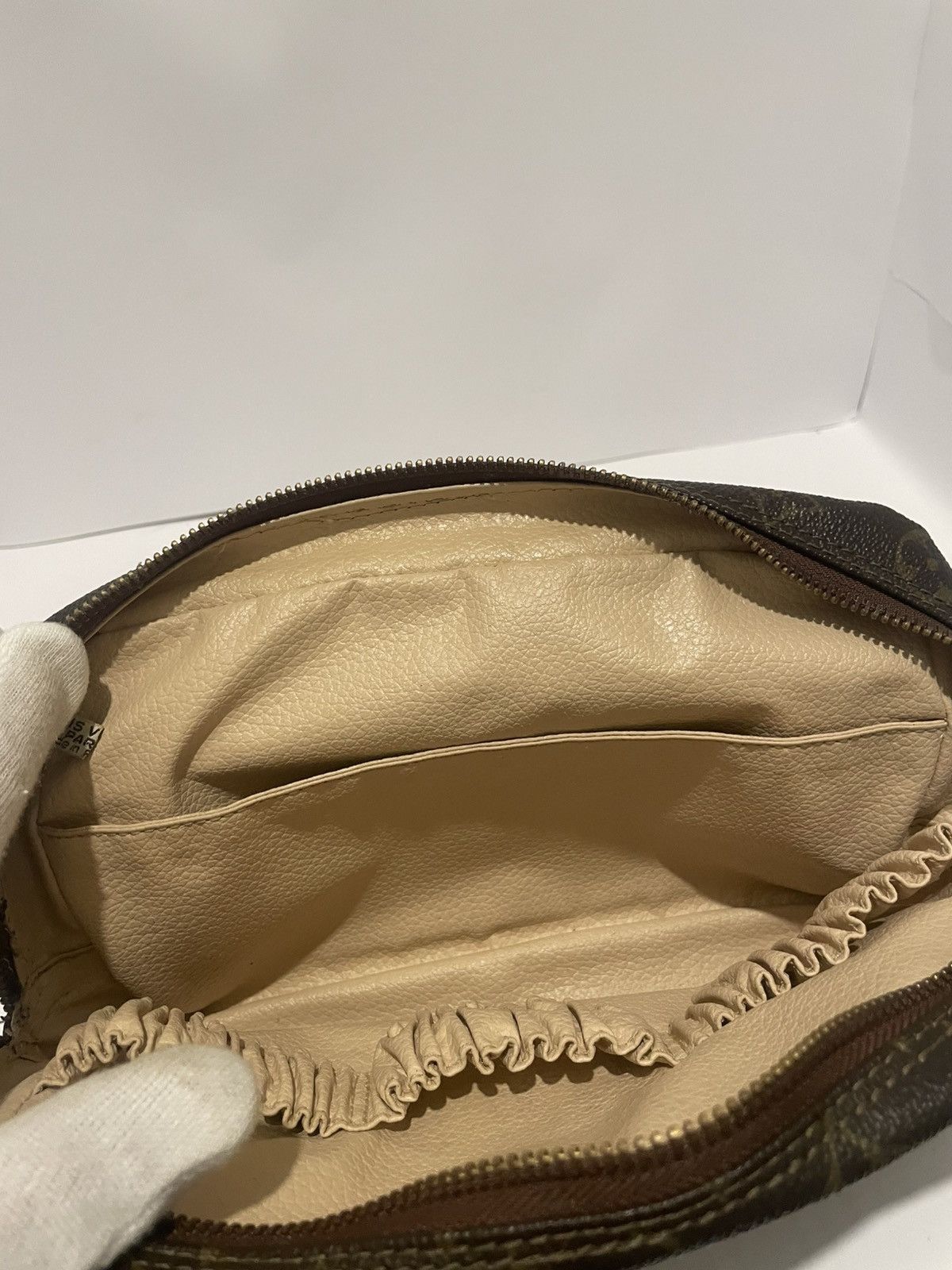 Louis Vuitton Louis Vuitton Trousse Toilette 23 Interno Beige Size ONE SIZE - 14 Thumbnail