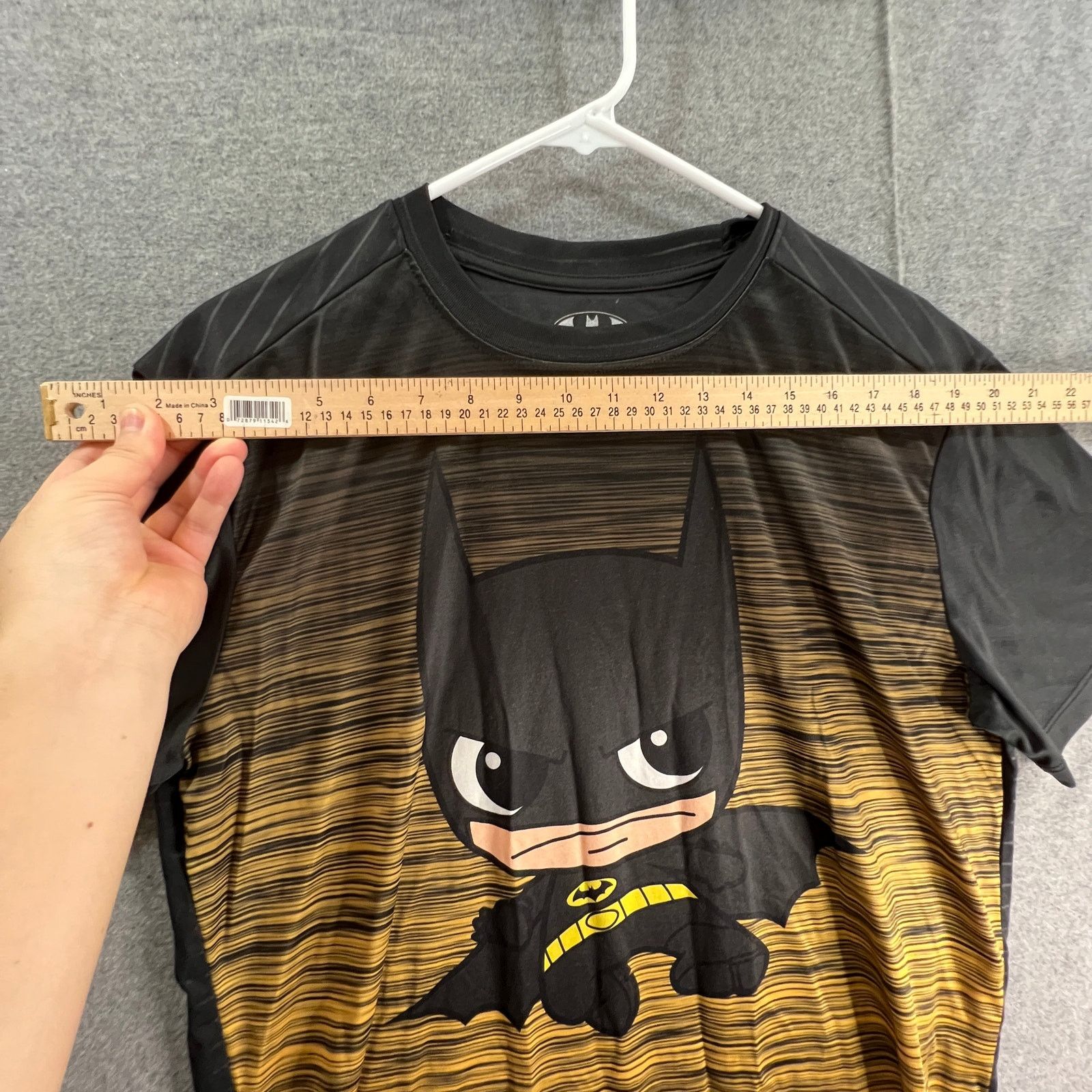 DC Comics Batman Adult Large Black Short Sleeve Casual T Shirt Mens Size US L / EU 52-54 / 3 - 6 Thumbnail