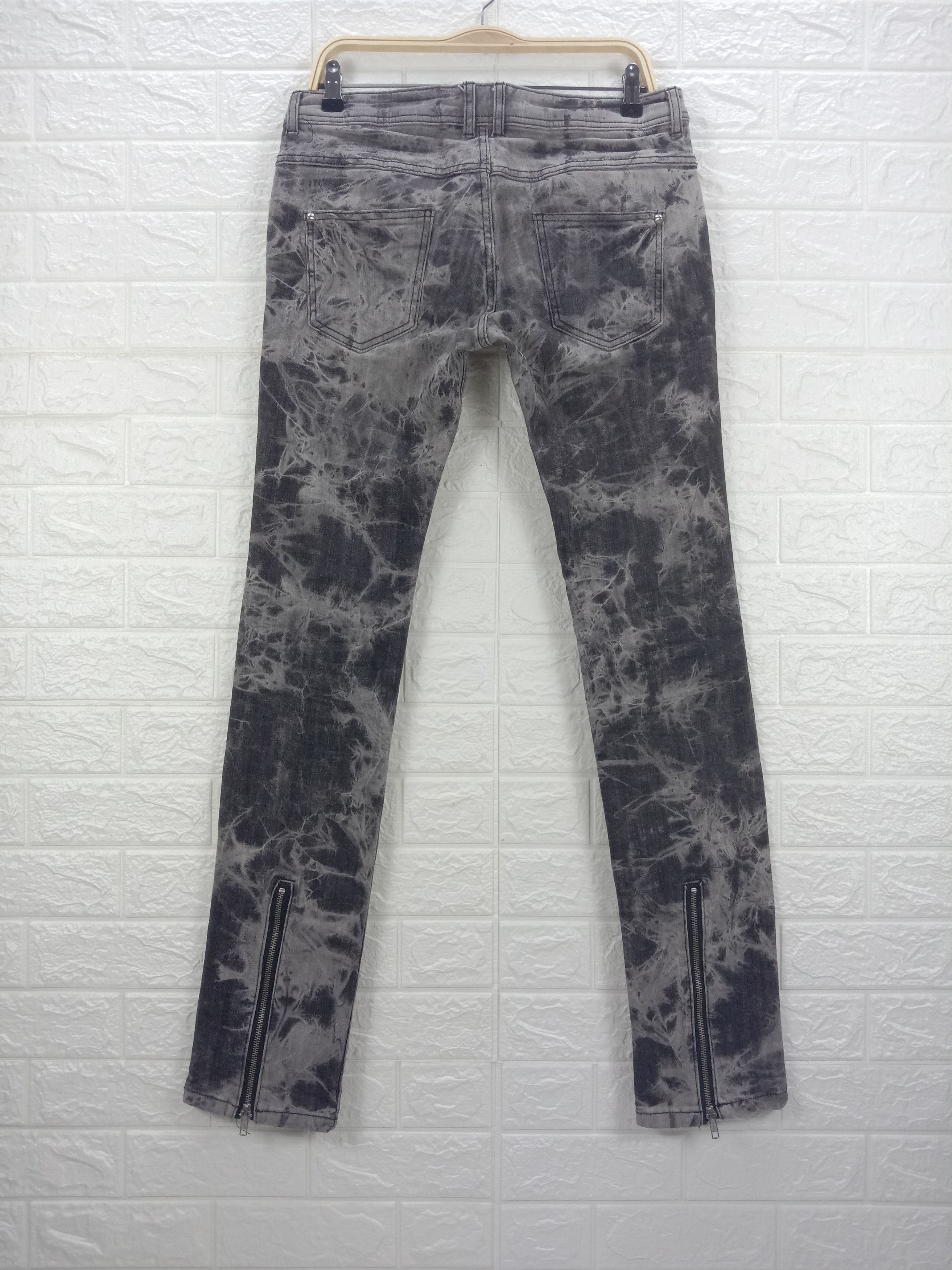 Japanese Brand Japanese Punk Seditionaries Leg Zipper Bleach Jeans Size US 32 / EU 48 - 7 Thumbnail