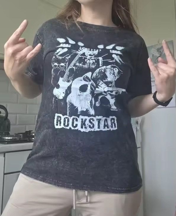 Japanese Brand Vintage Wash Rock Band Cat Tee Size US XXL / EU 58 / 5 - 1 Thumbnail