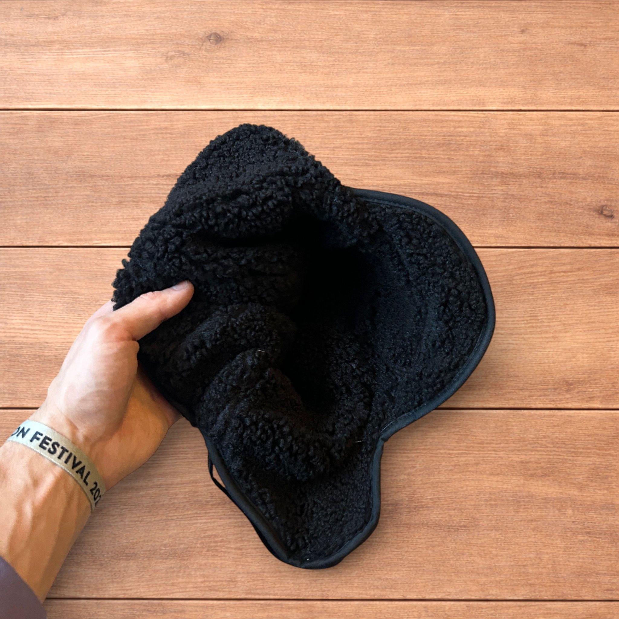 Japanese Brand Russian Trapper Korean padded fluffy hat cap in black. Size ONE SIZE - 7 Thumbnail