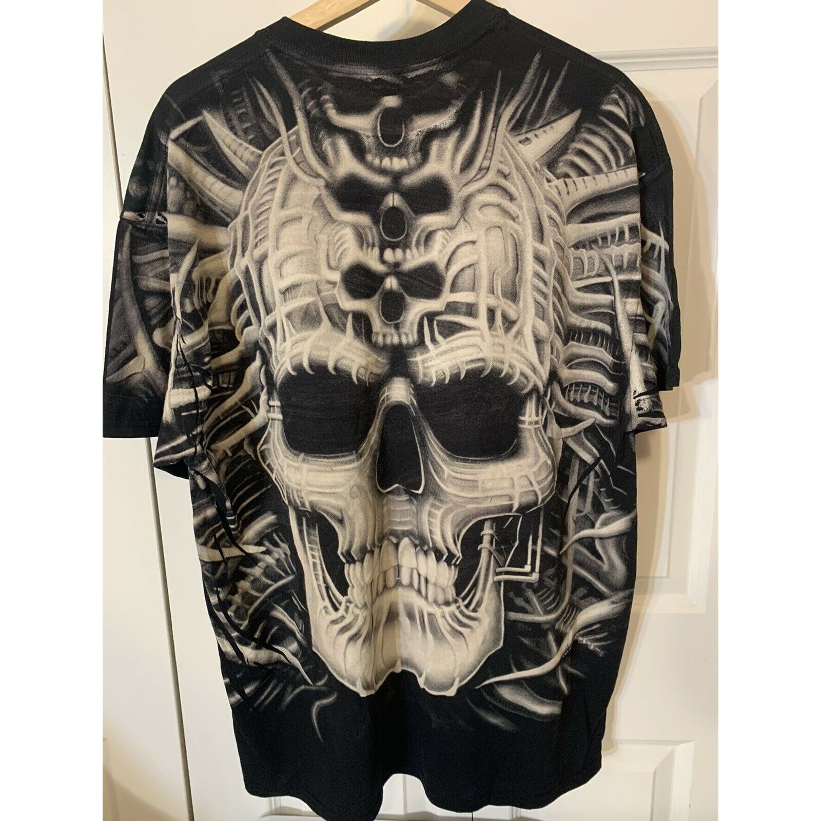 Gildan Gildan Skull Shirt Mens Black Sz XL Size US XL / EU 56 / 4 - 1 Thumbnail