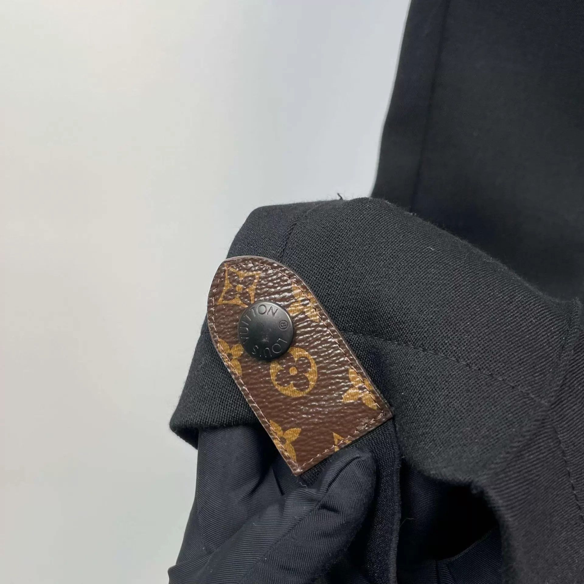 Louis Vuitton LV Black Cotton Pants 36 Size 26" / US 2 / IT 38 - 8 Thumbnail